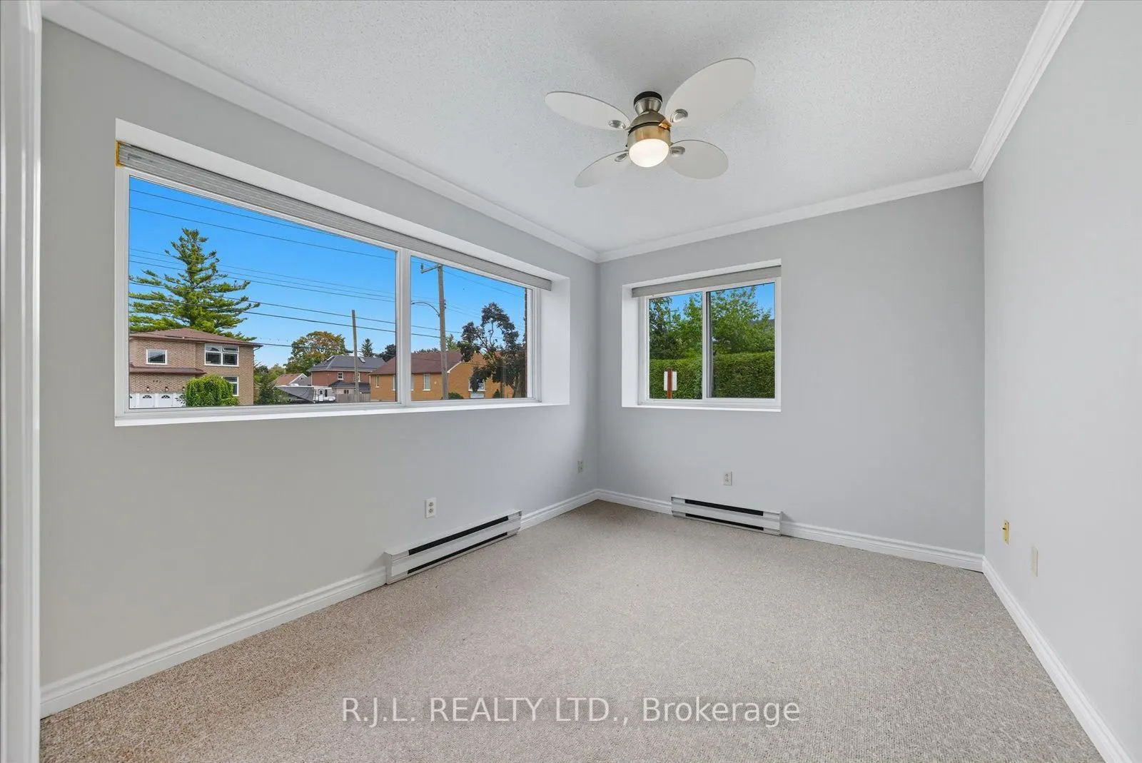 475 Parkhill Road W, #101