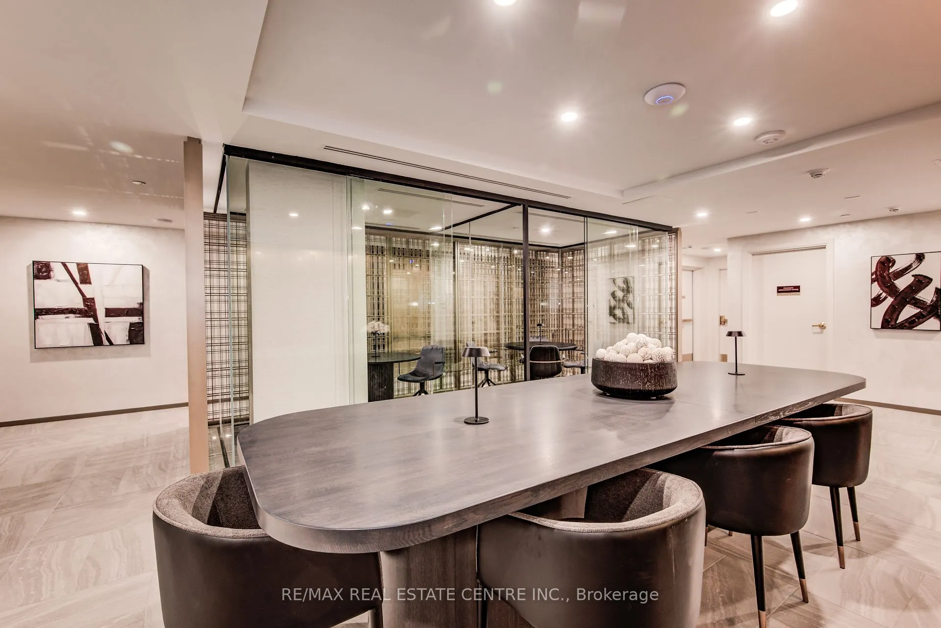 93 Arthur Street S, #1003