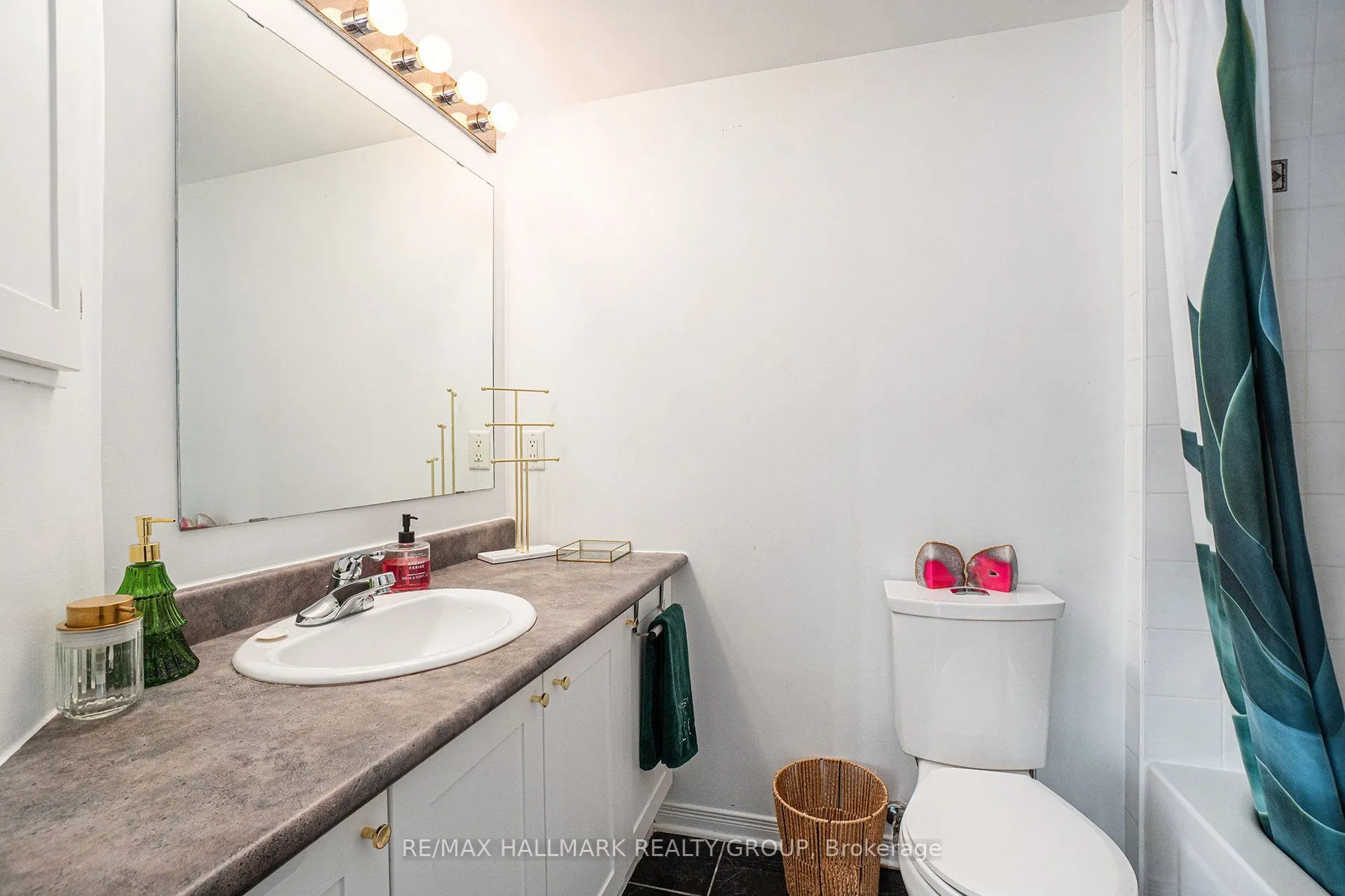 310 Central Park Drive, #5R
