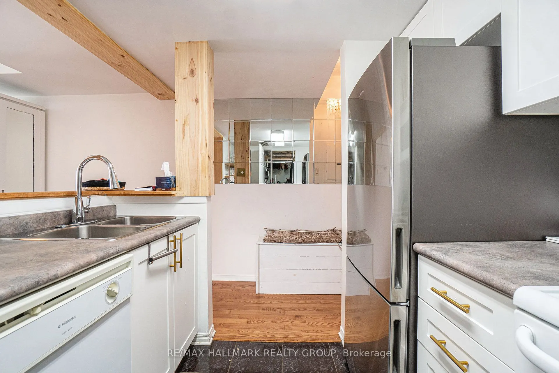 310 Central Park Drive, #5R