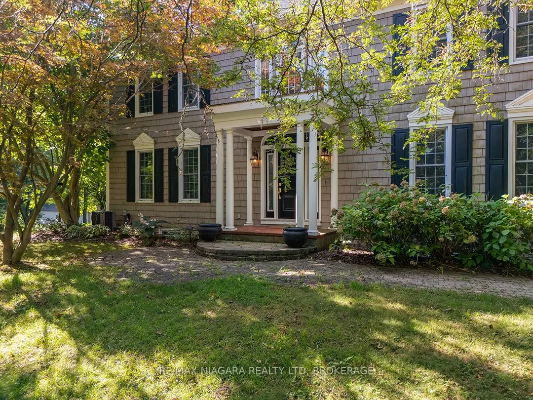 10187 Lakeshore Road W