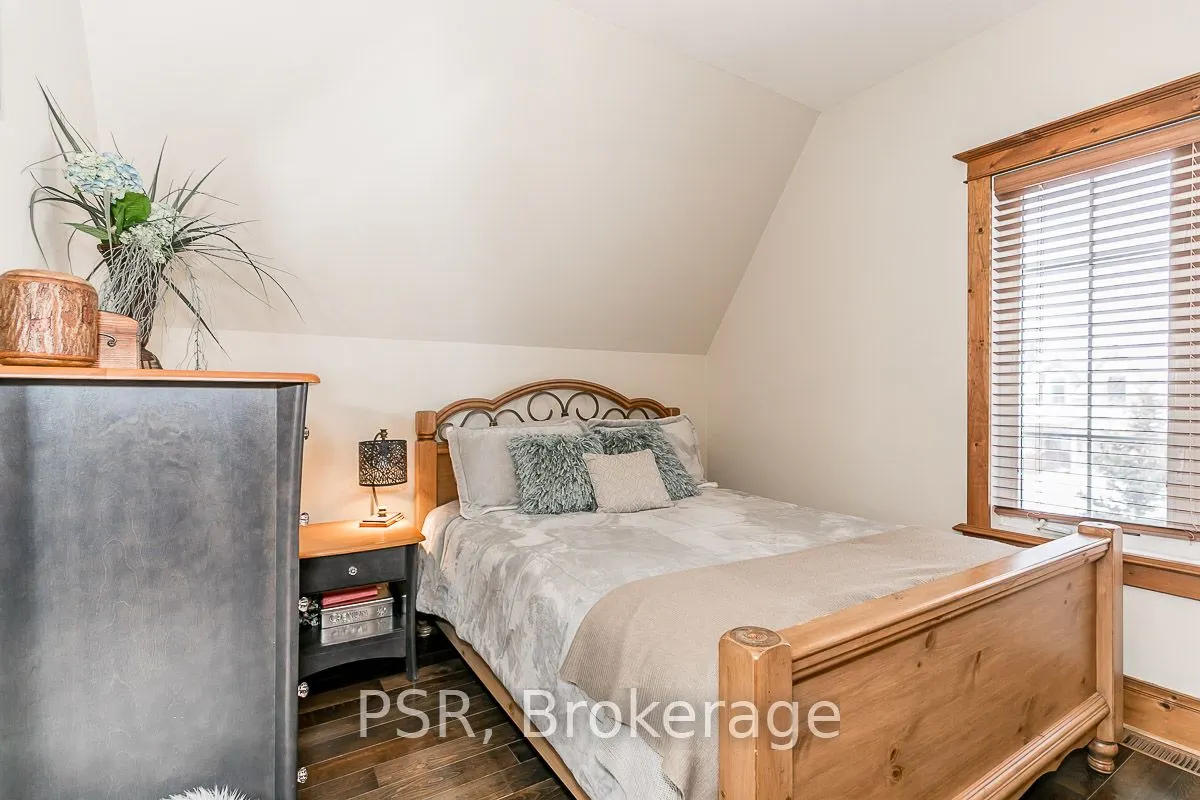 145 Snowbridge Way