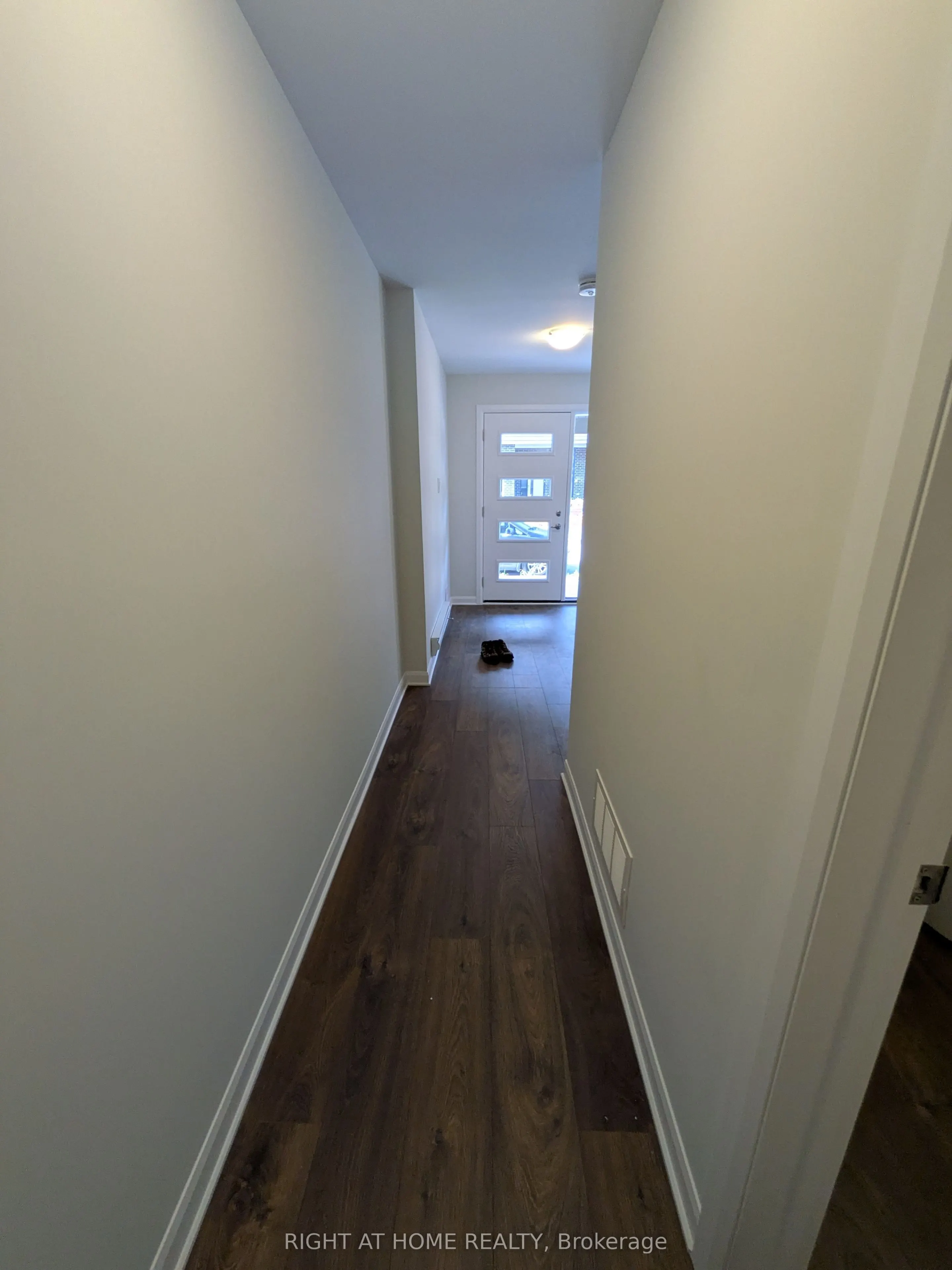 304 Clearpath Private