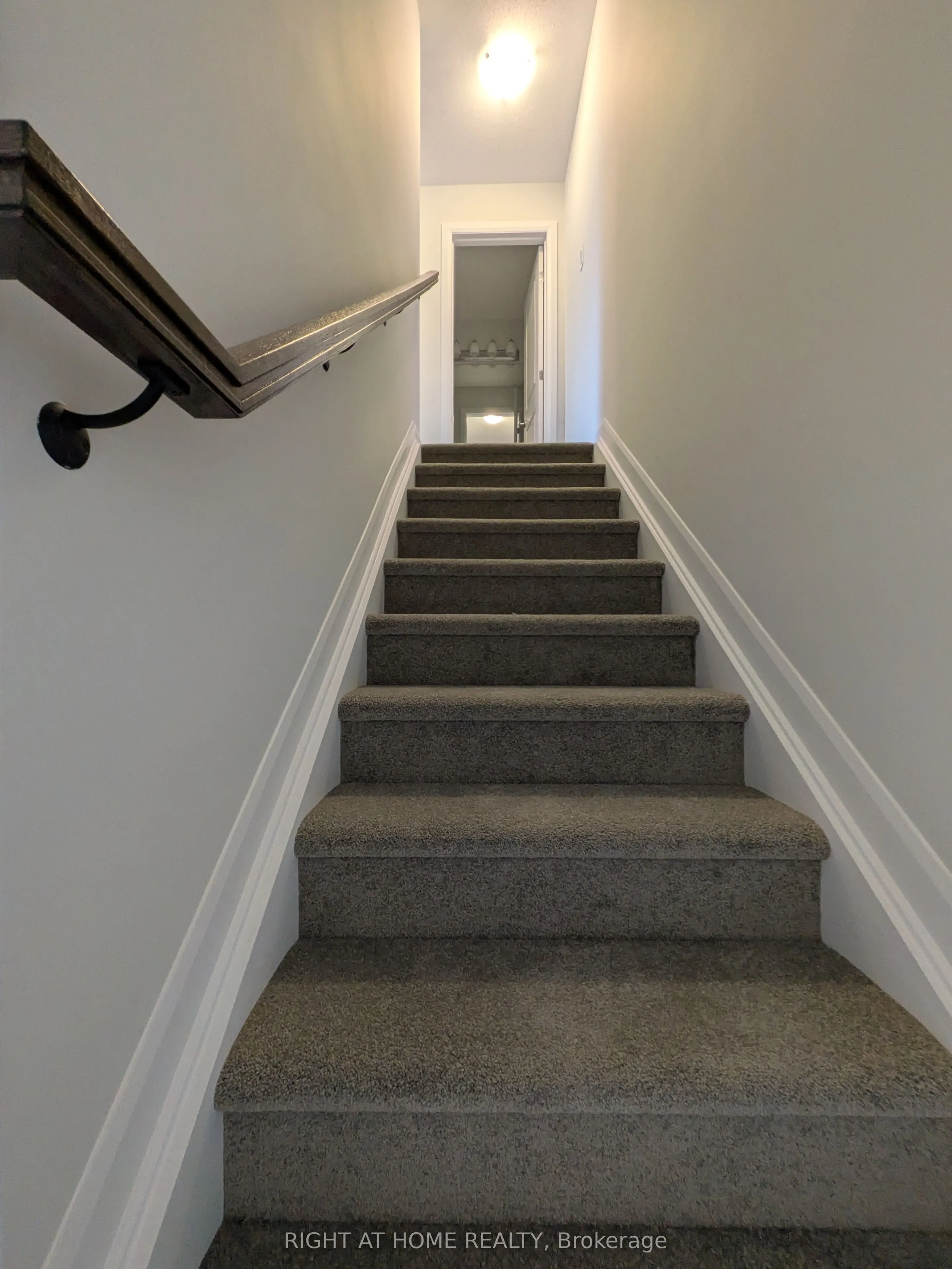 304 Clearpath Private