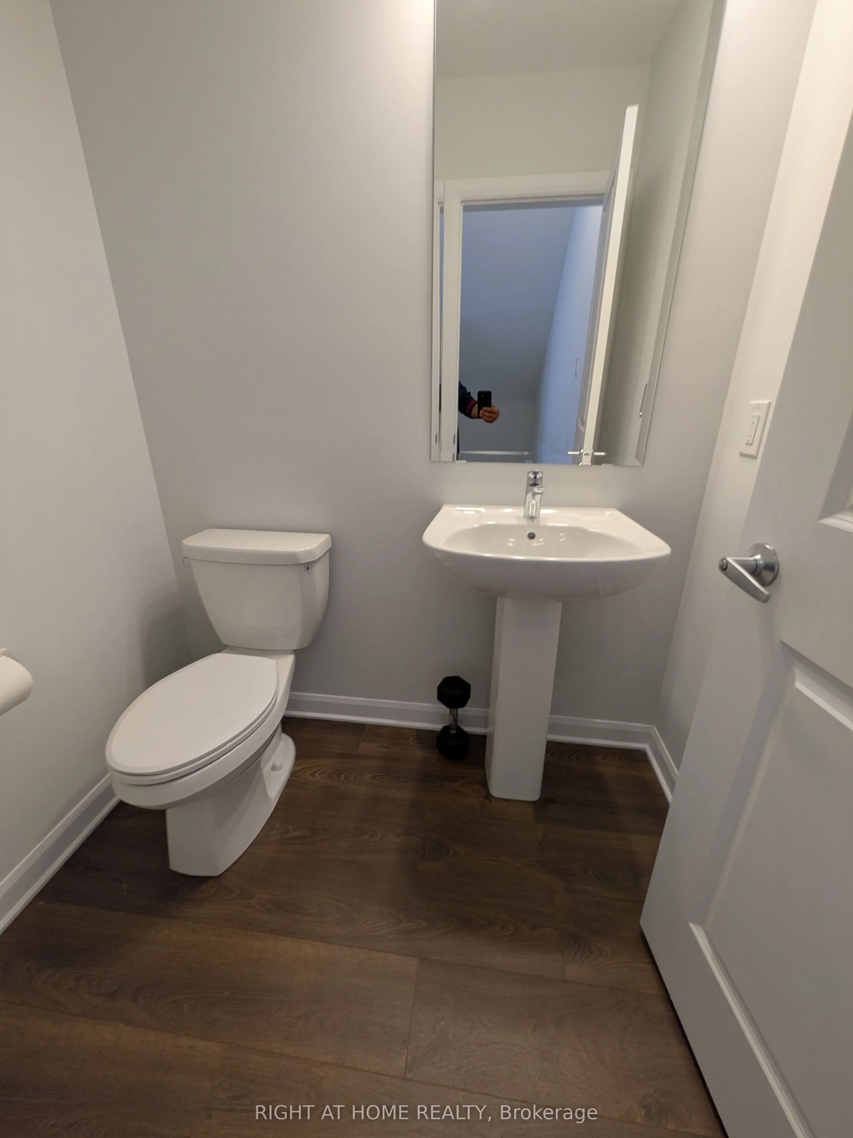 304 Clearpath Private