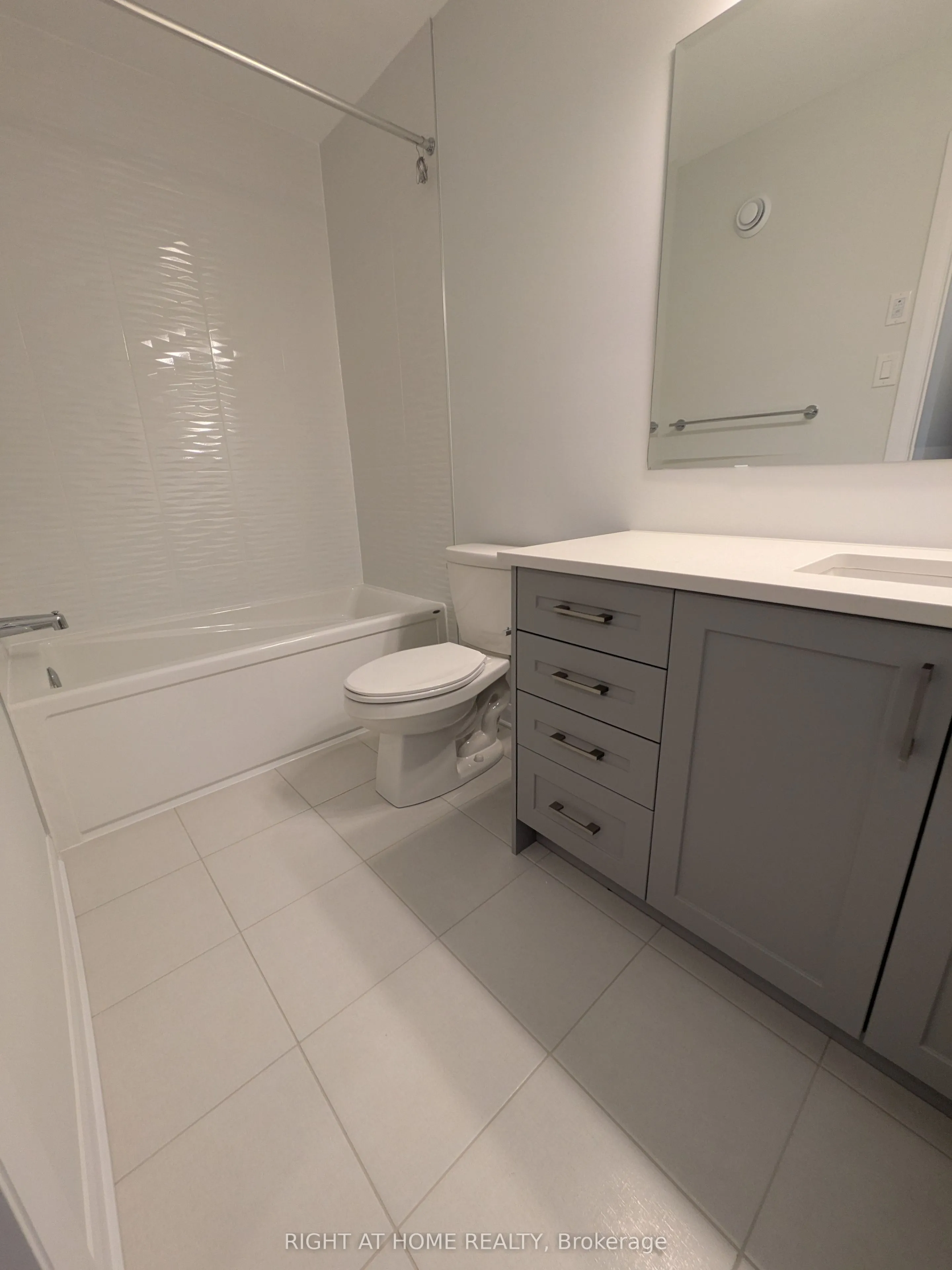 304 Clearpath Private