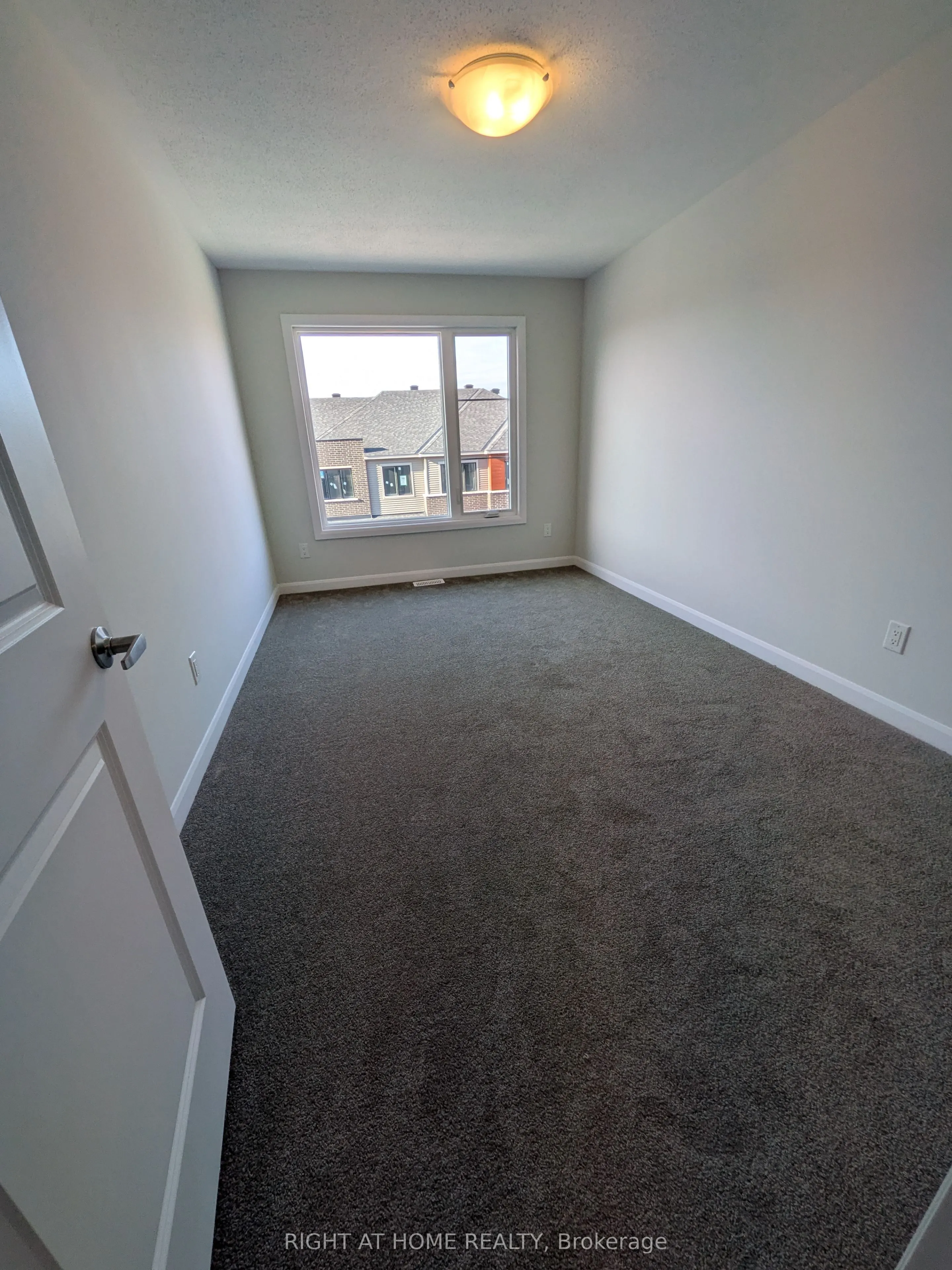 304 Clearpath Private