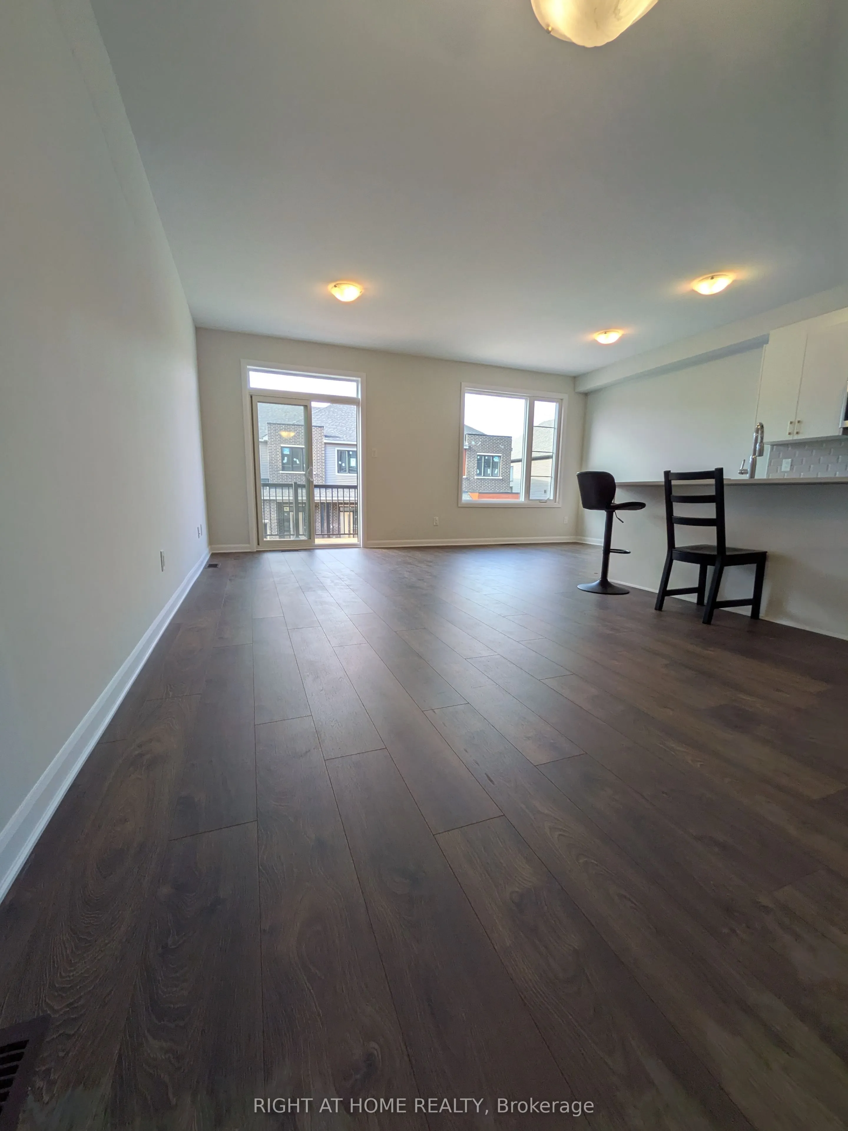 304 Clearpath Private