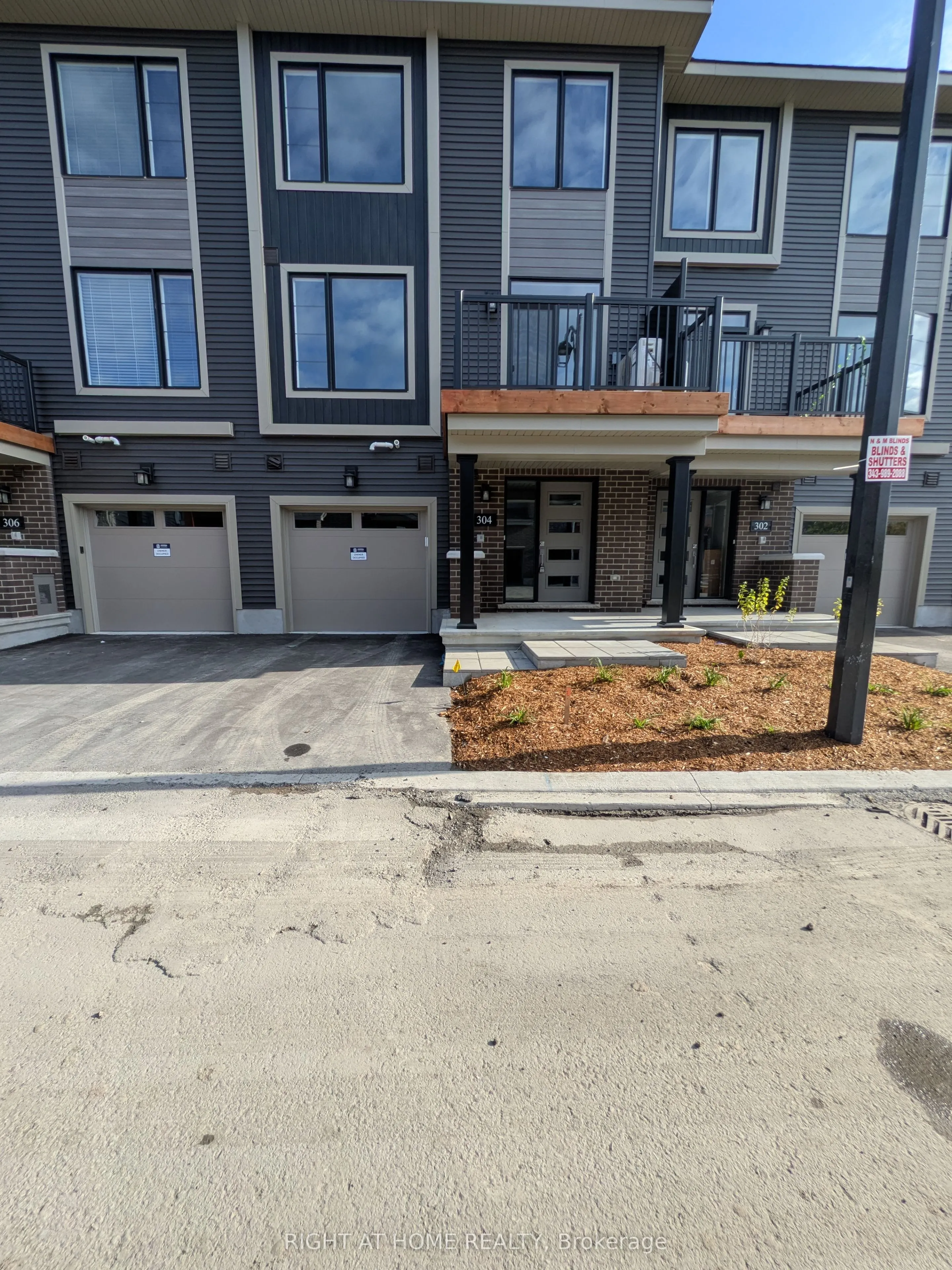 304 Clearpath Private