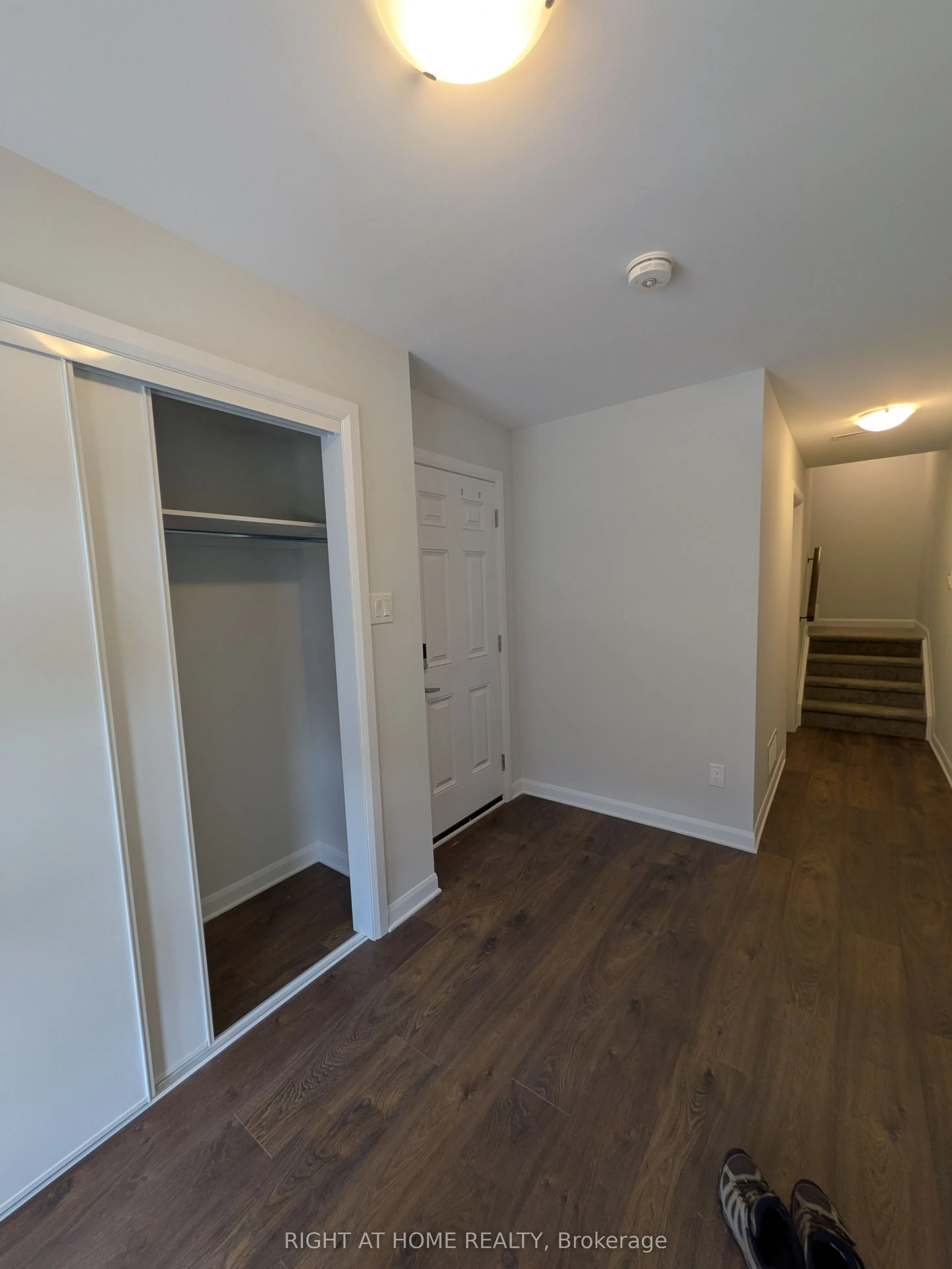 304 Clearpath Private