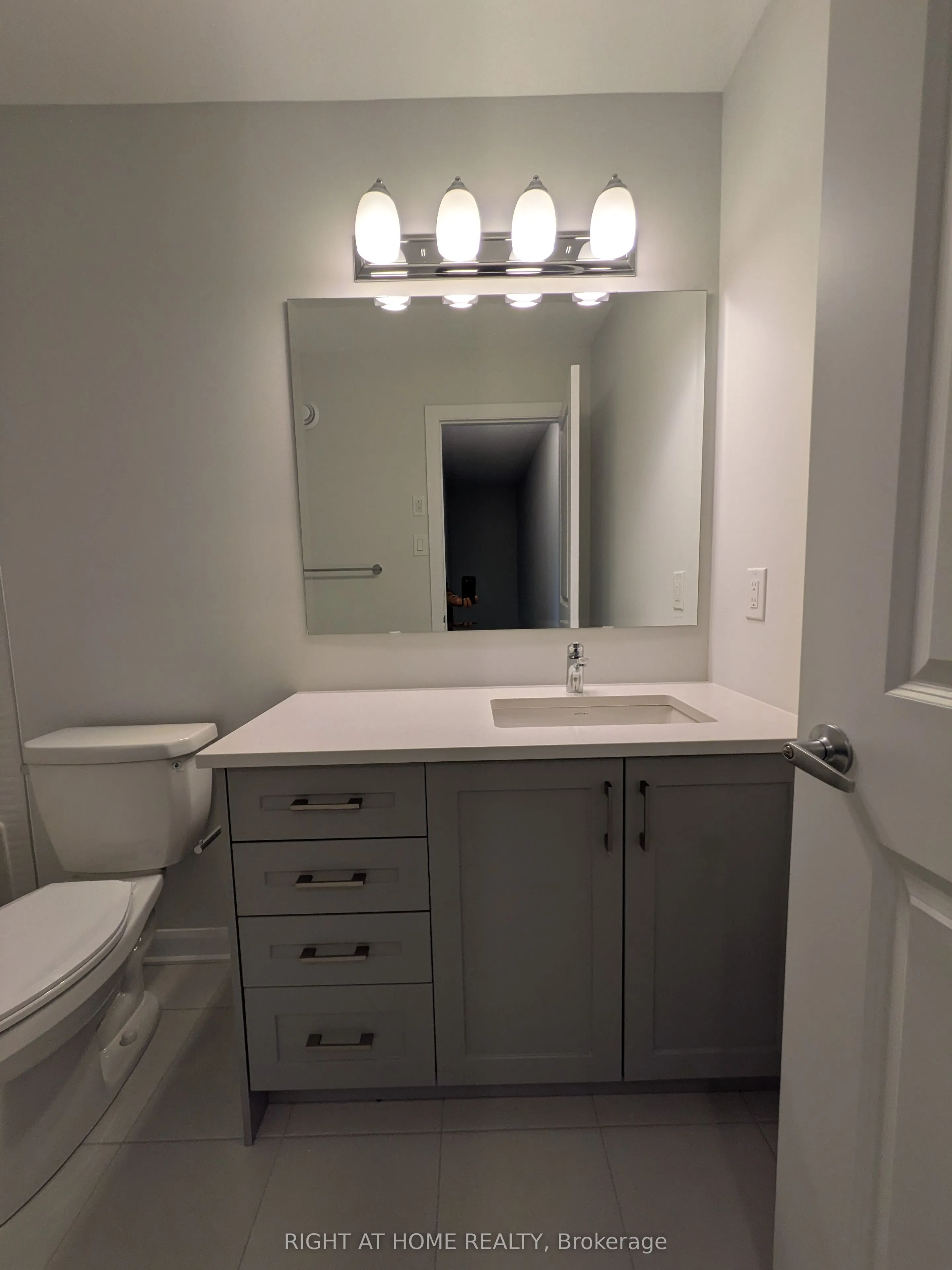 304 Clearpath Private