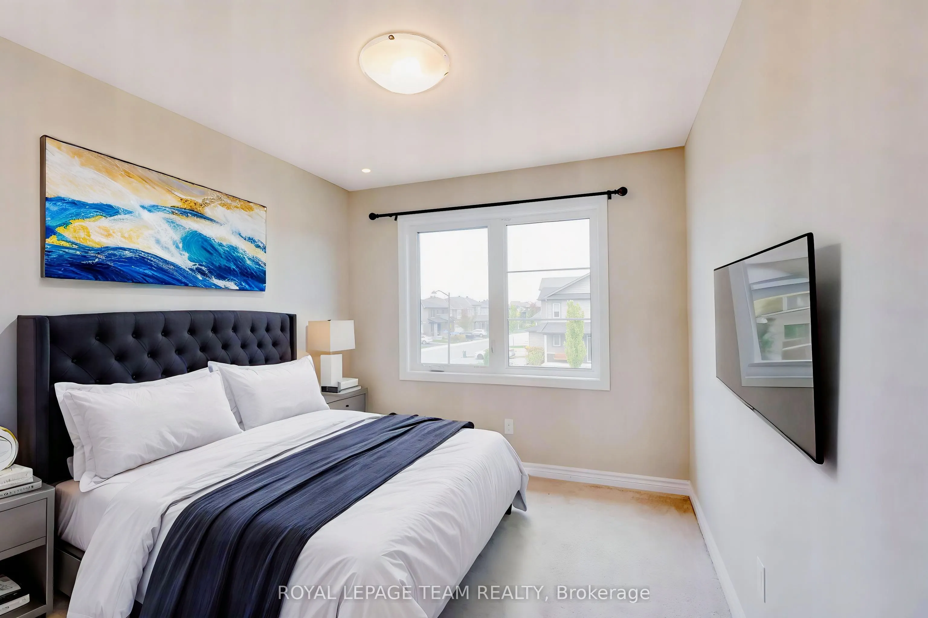 233 Kimpton Drive