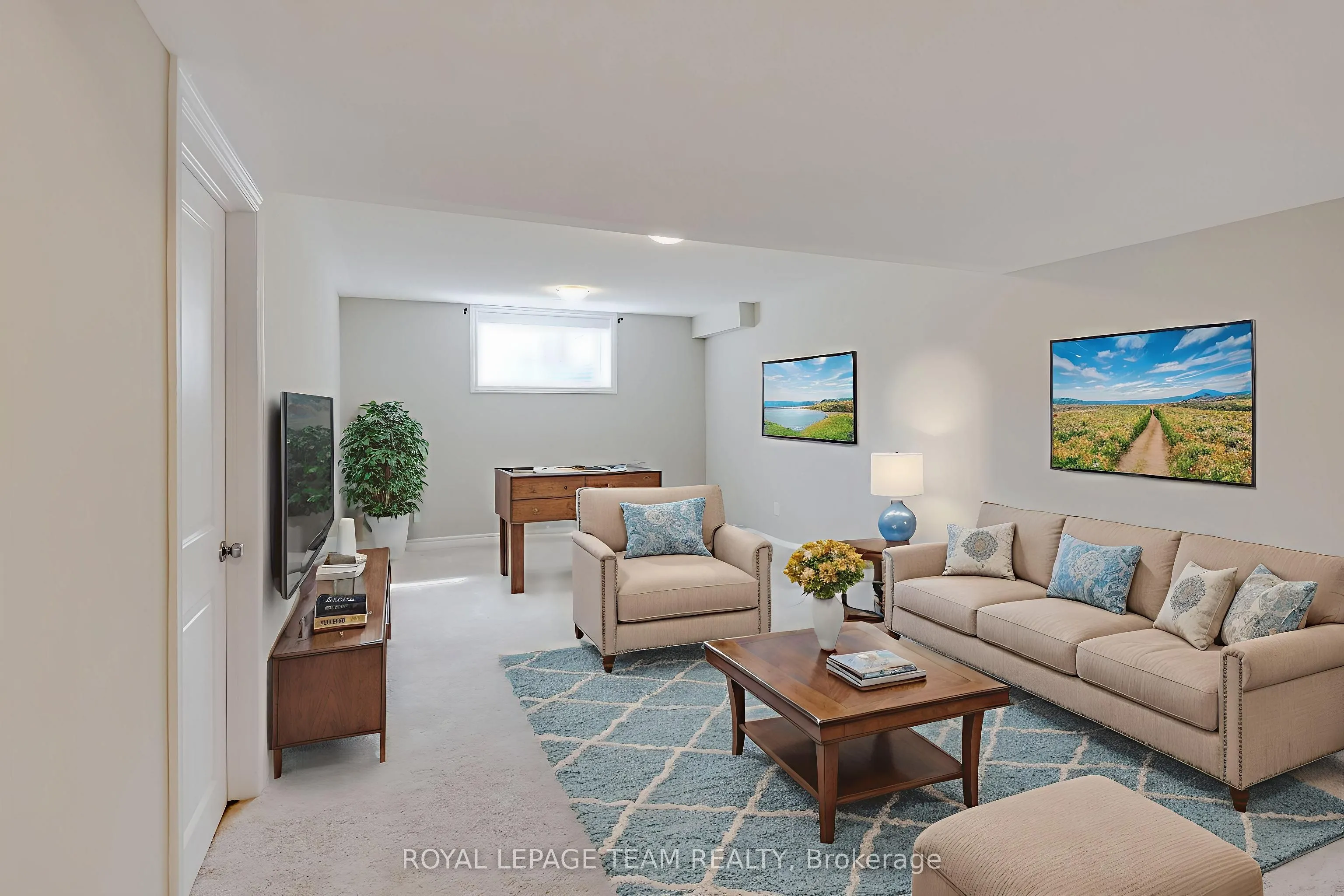 233 Kimpton Drive