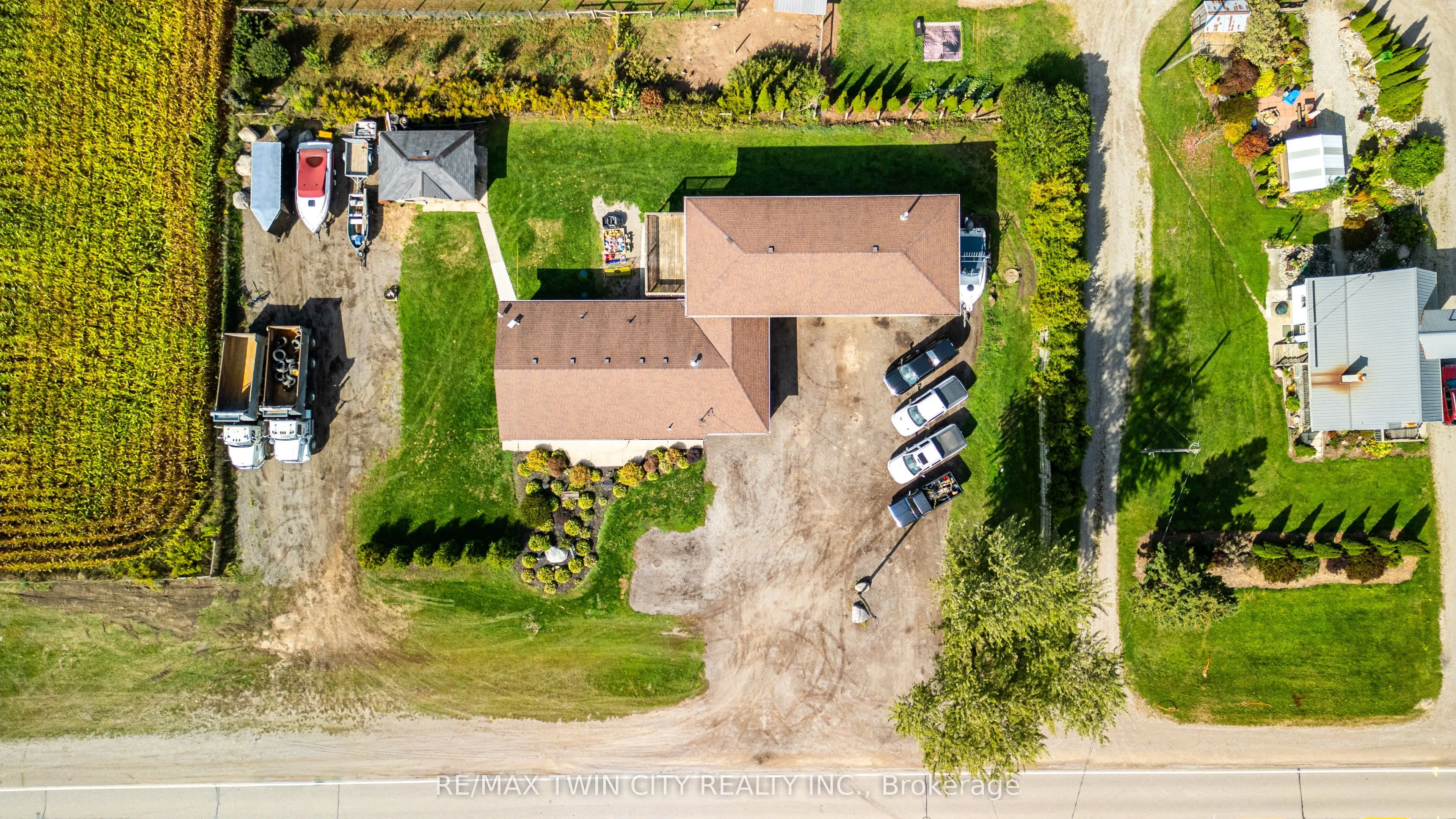 591 Governors Road E