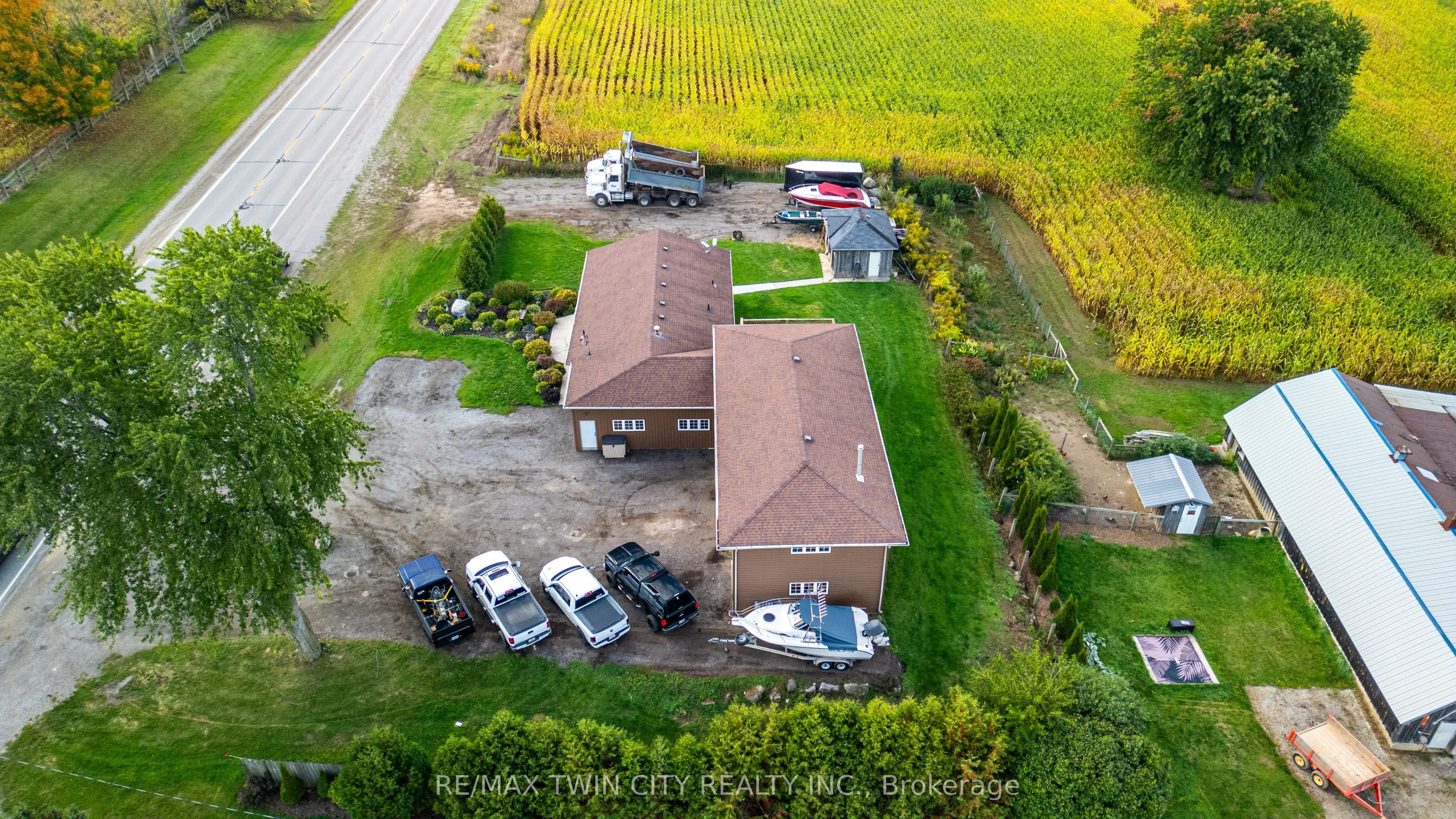 591 Governors Road E
