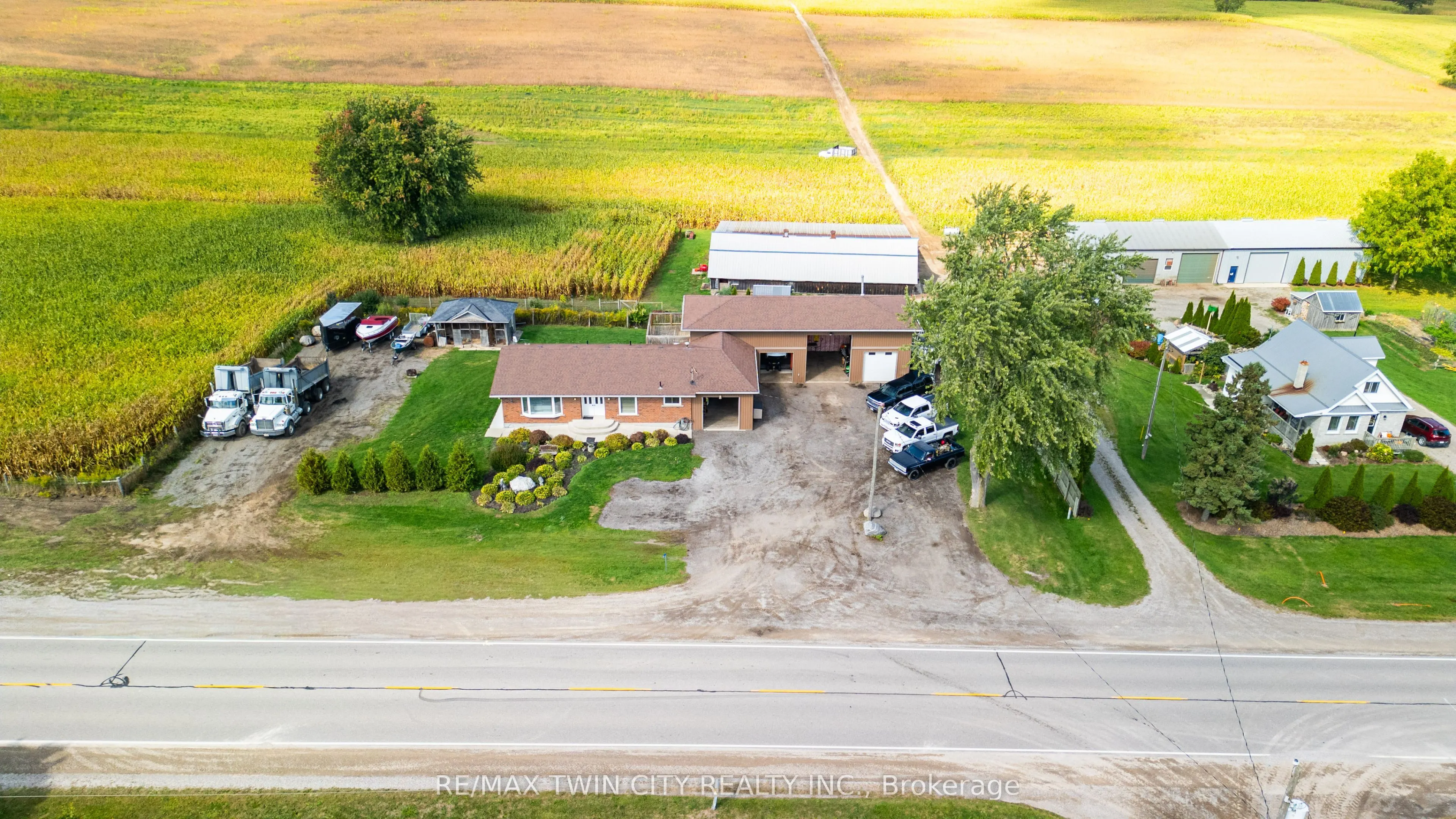 591 Governors Road E