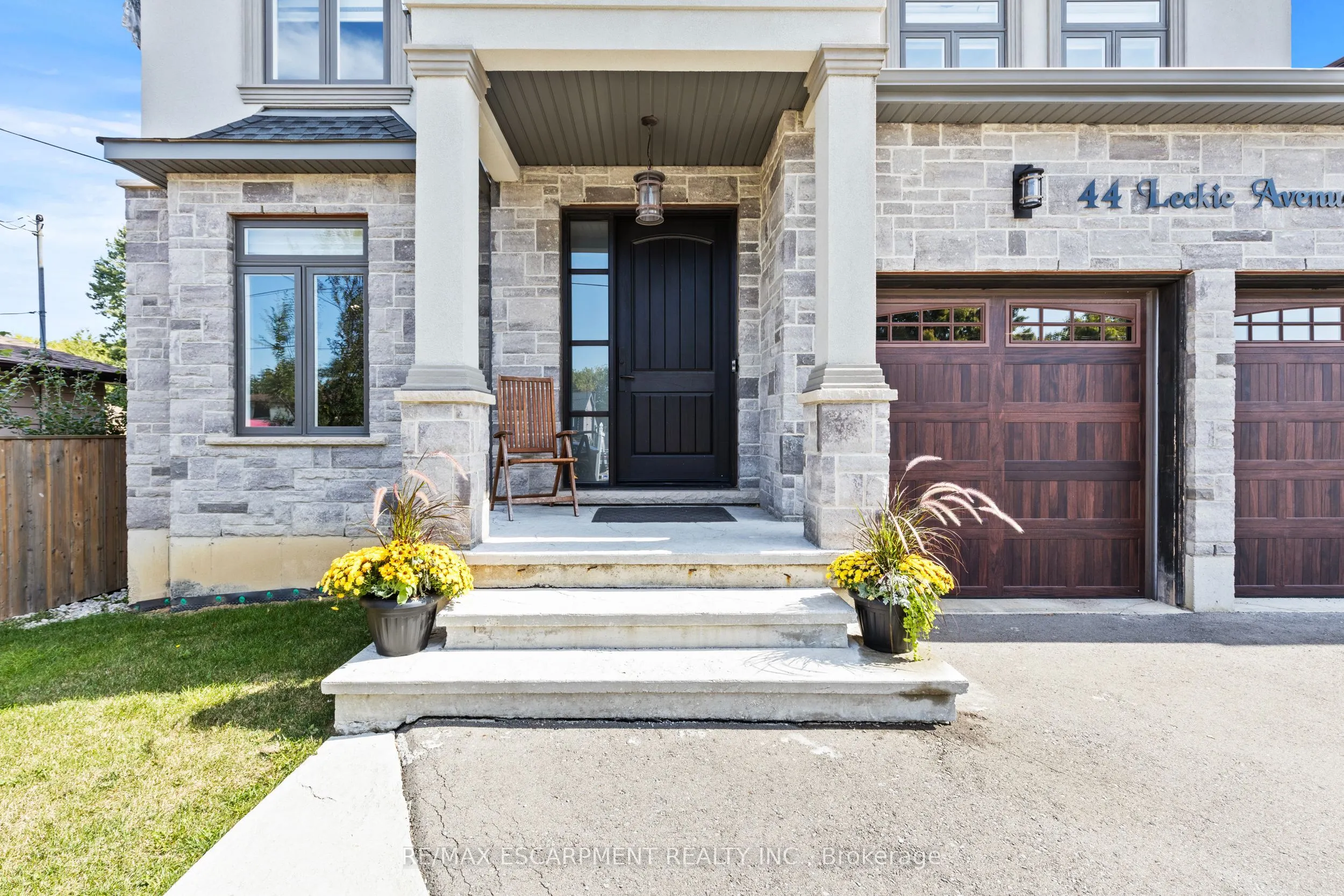 44 Leckie Avenue