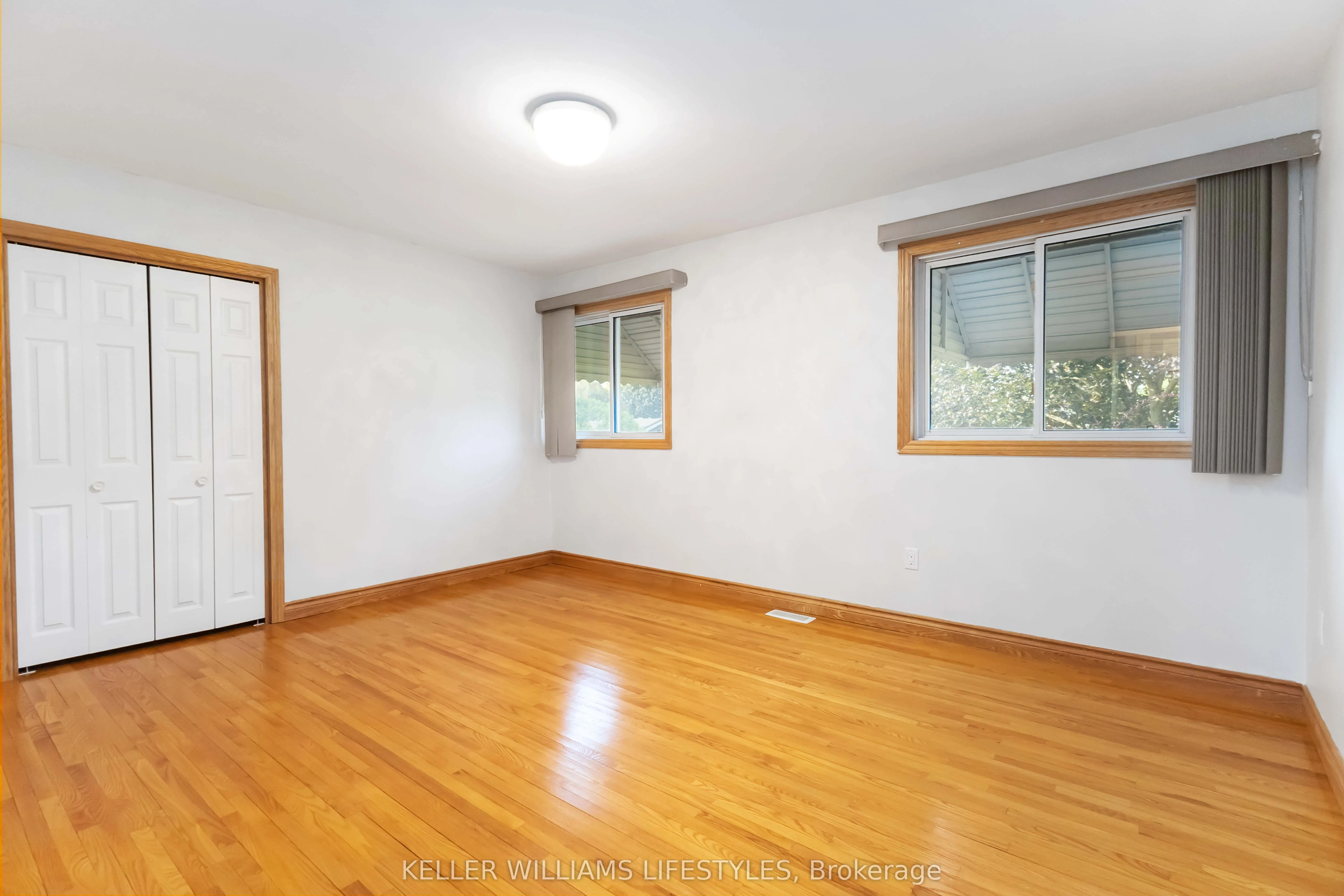 61 Delaware St Street S, #Upper