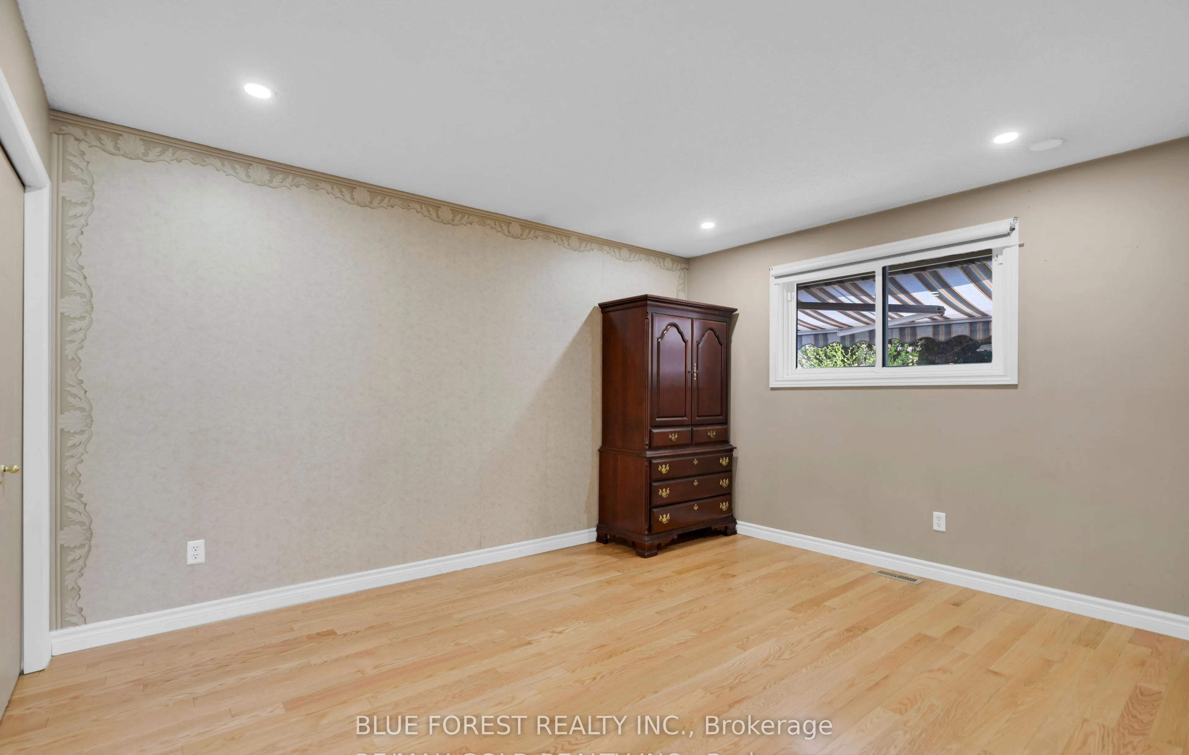 92 Ardsley Road