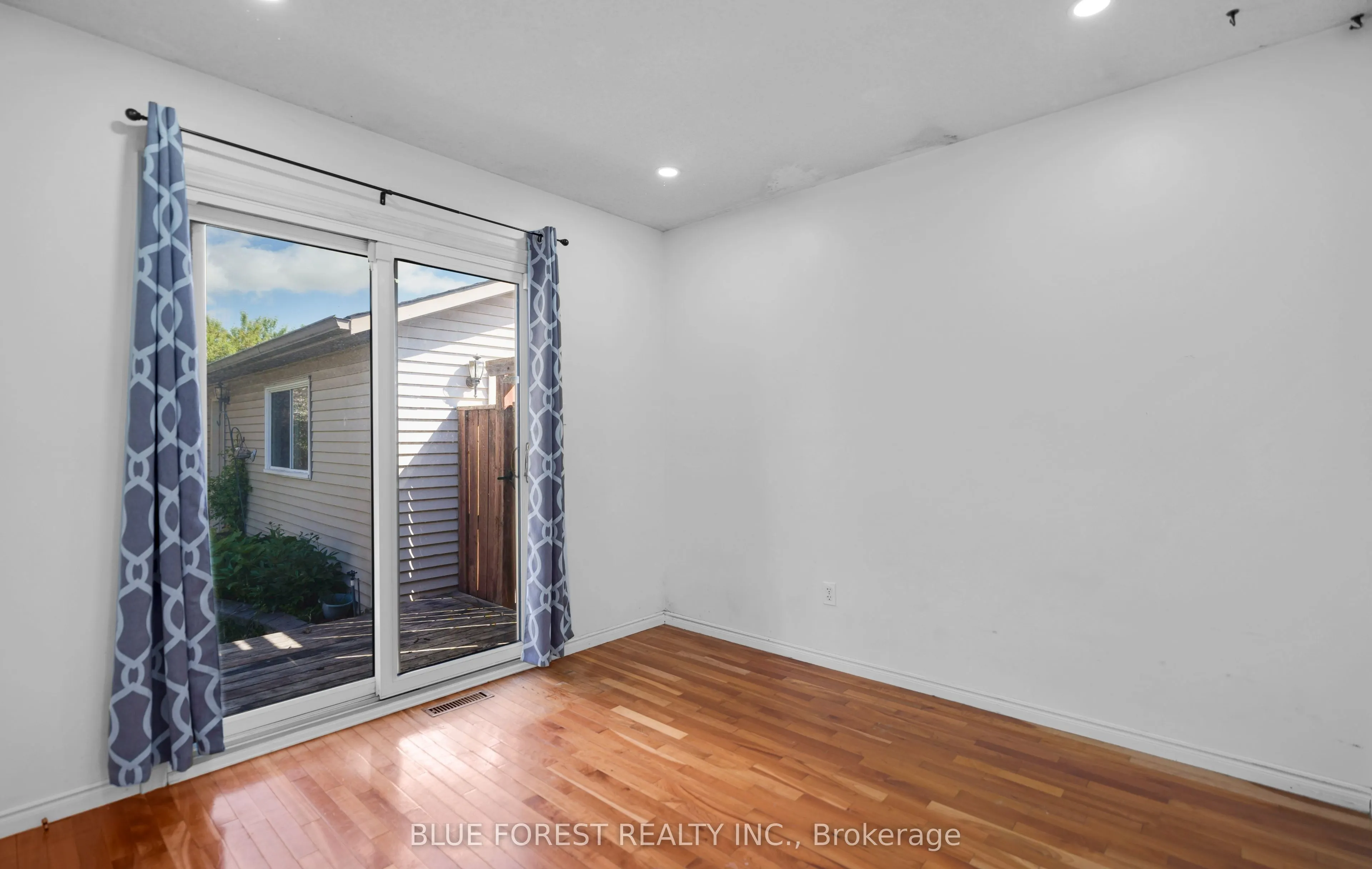 92 Ardsley Road