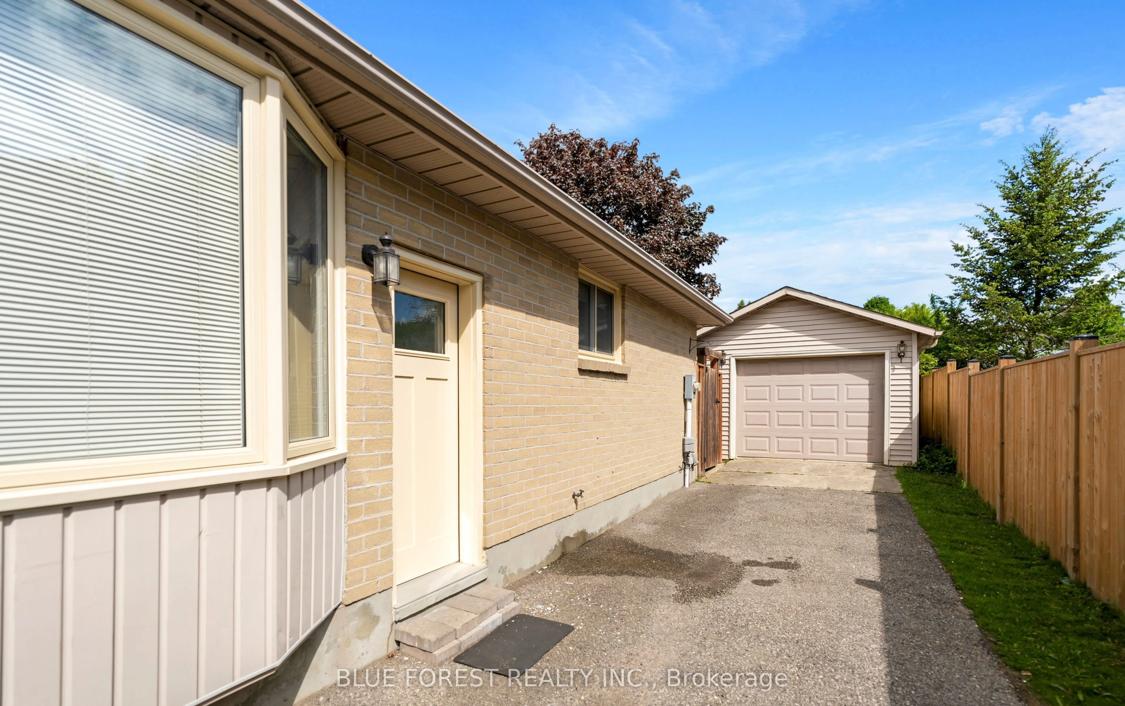92 Ardsley Road