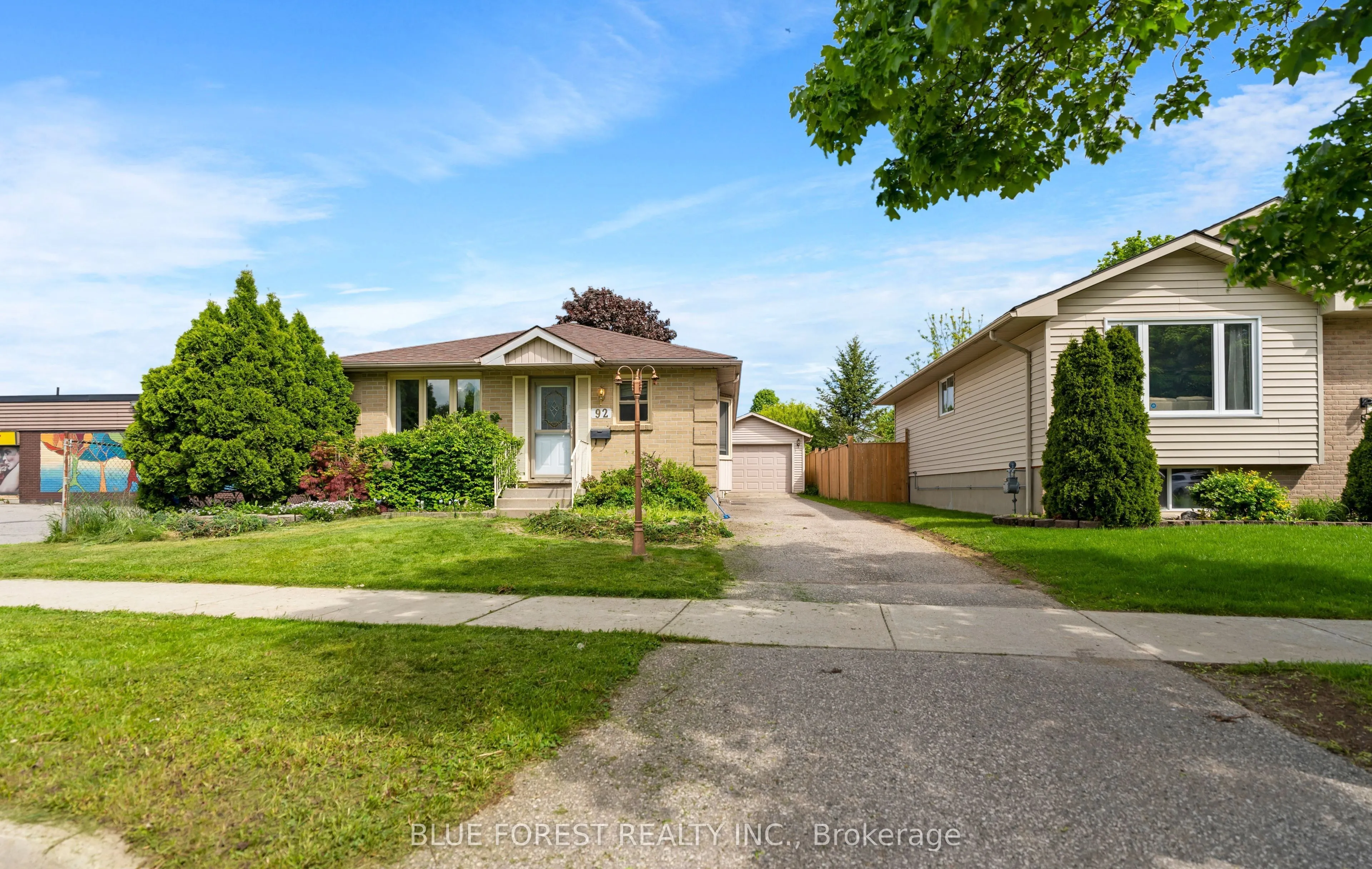 92 Ardsley Road