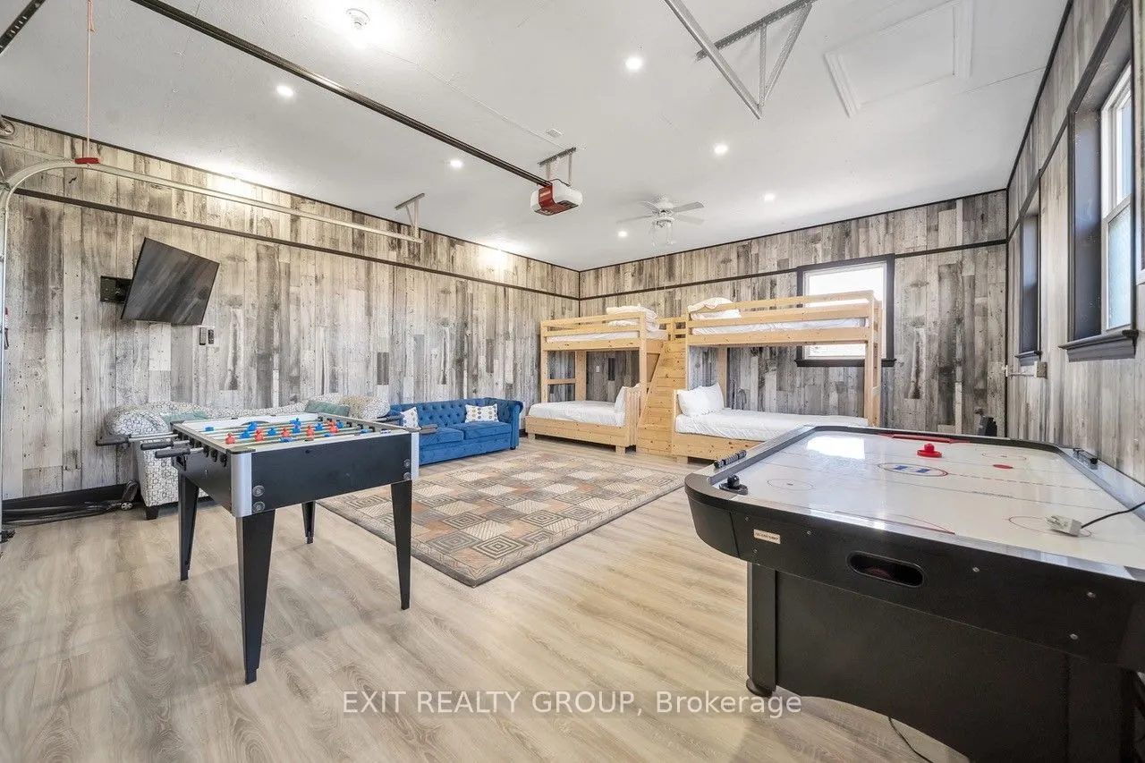 1531 Foxboro Stirling Road