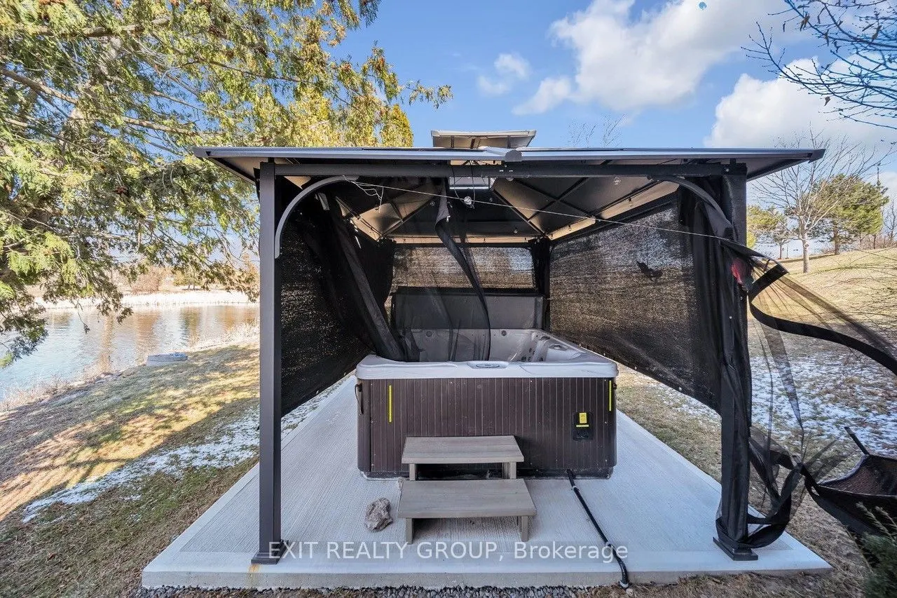 1531 Foxboro Stirling Road