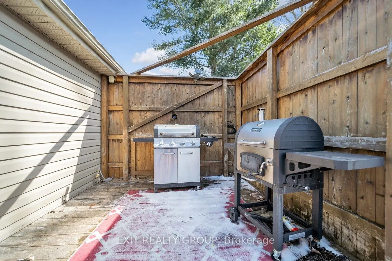 1531 Foxboro Stirling Road