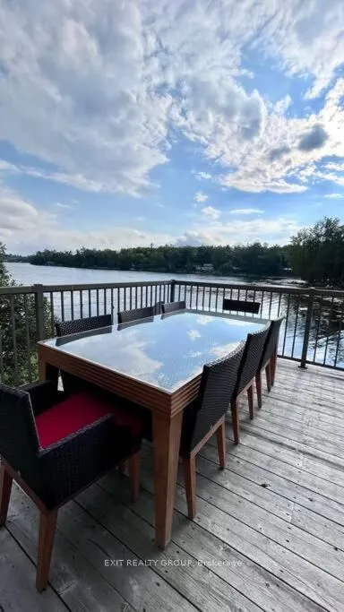 1531 Foxboro Stirling Road