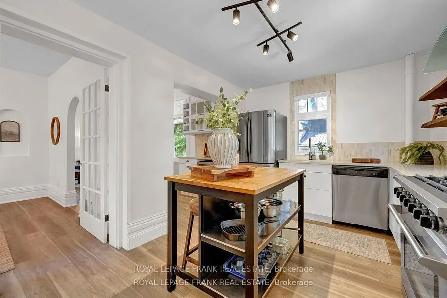 18 Nassau Street