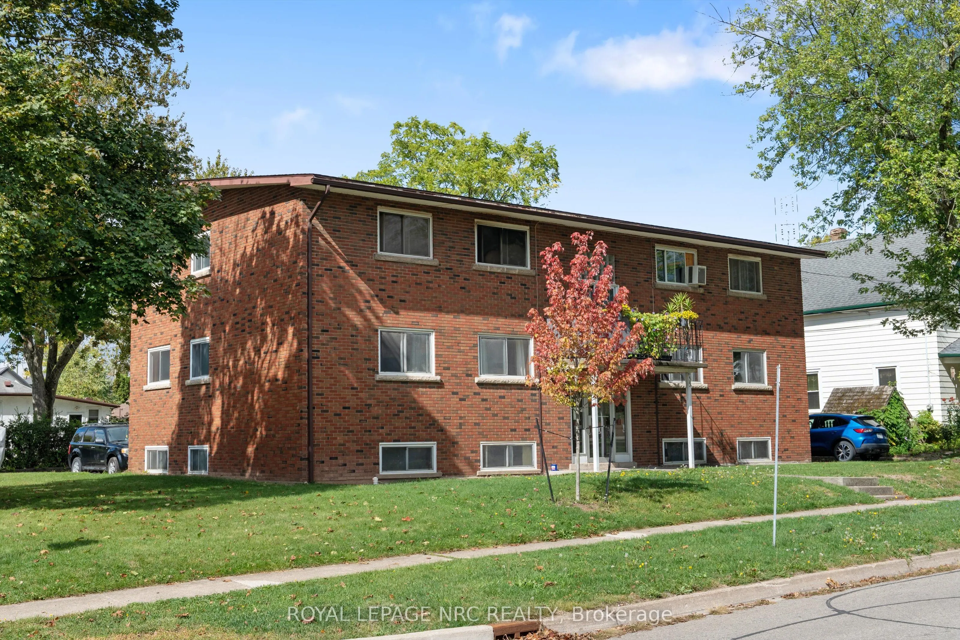 35 Aqueduct Street