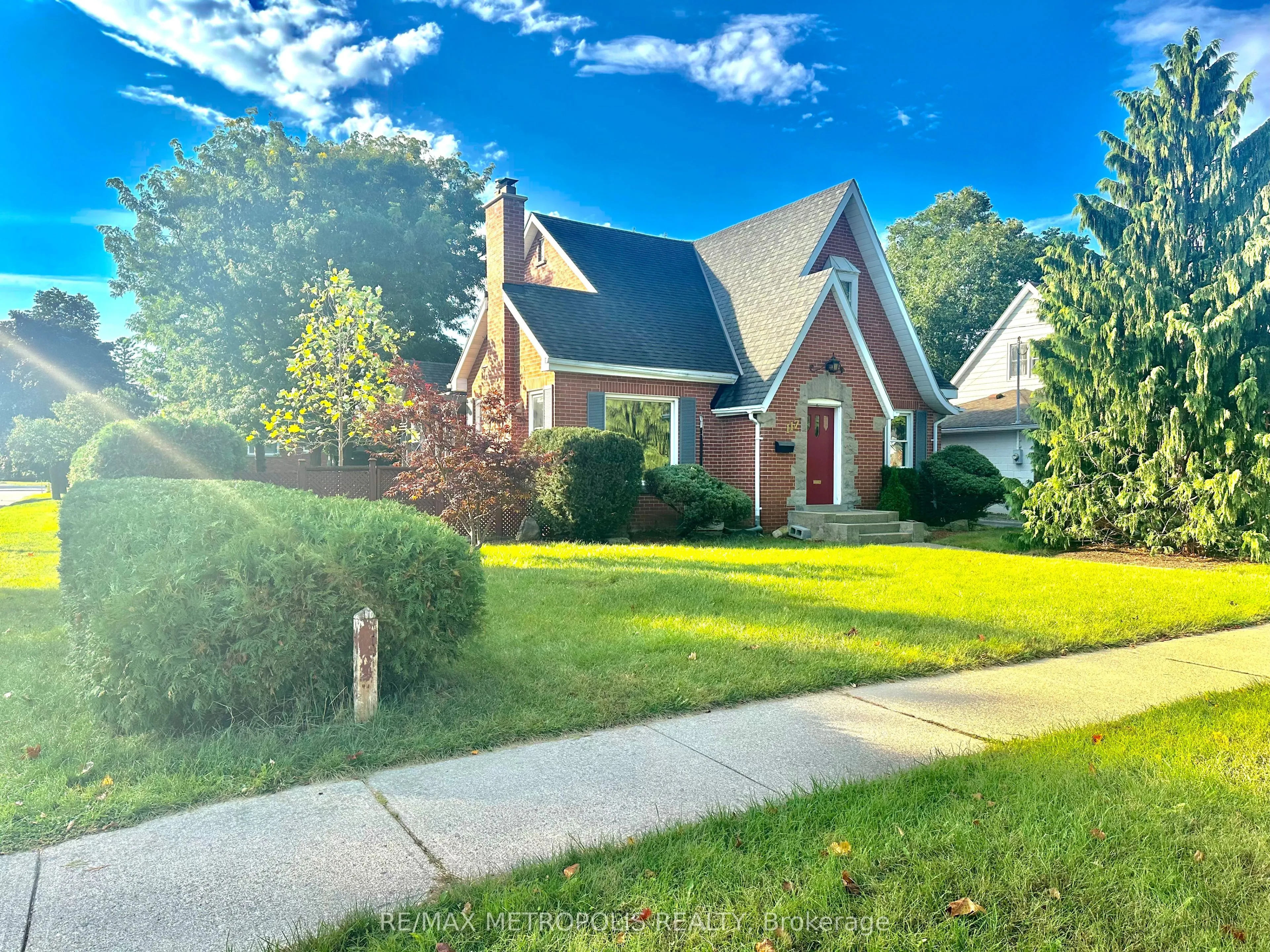 117 Queensway Drive