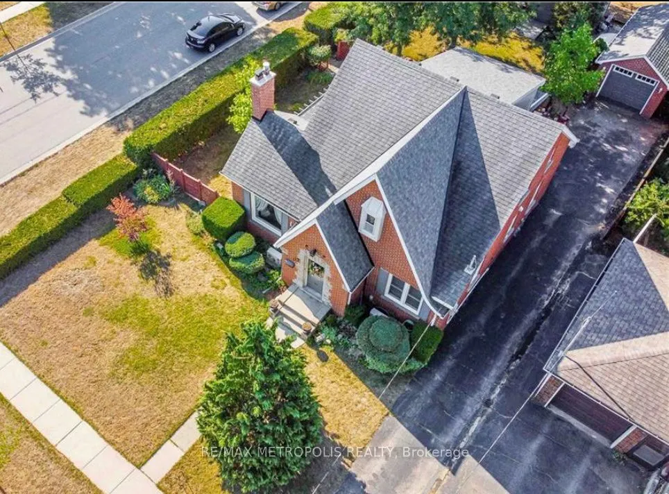 117 Queensway Drive