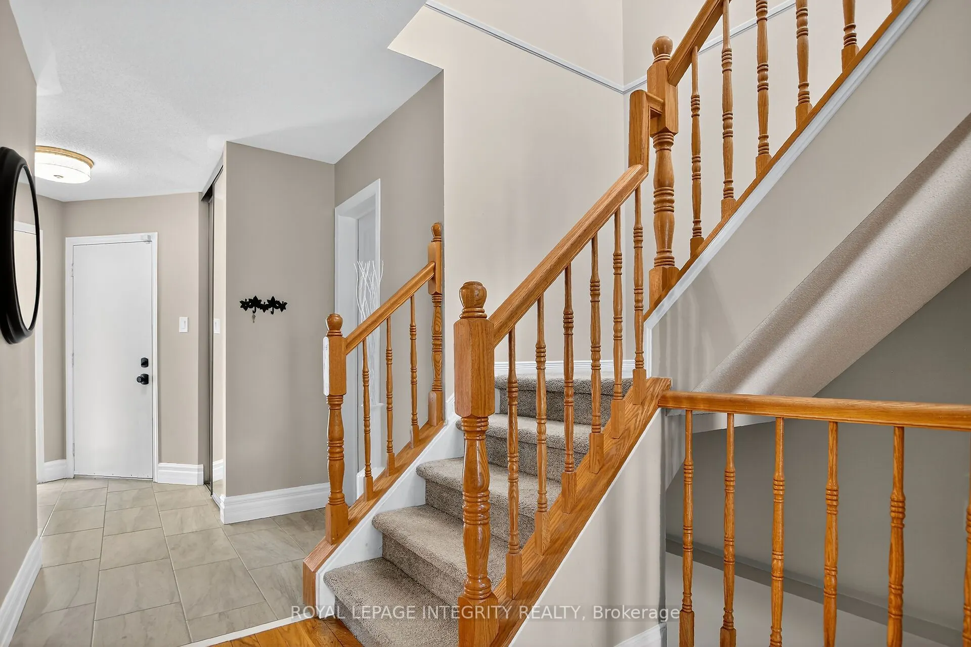 13 Roblyn Way
