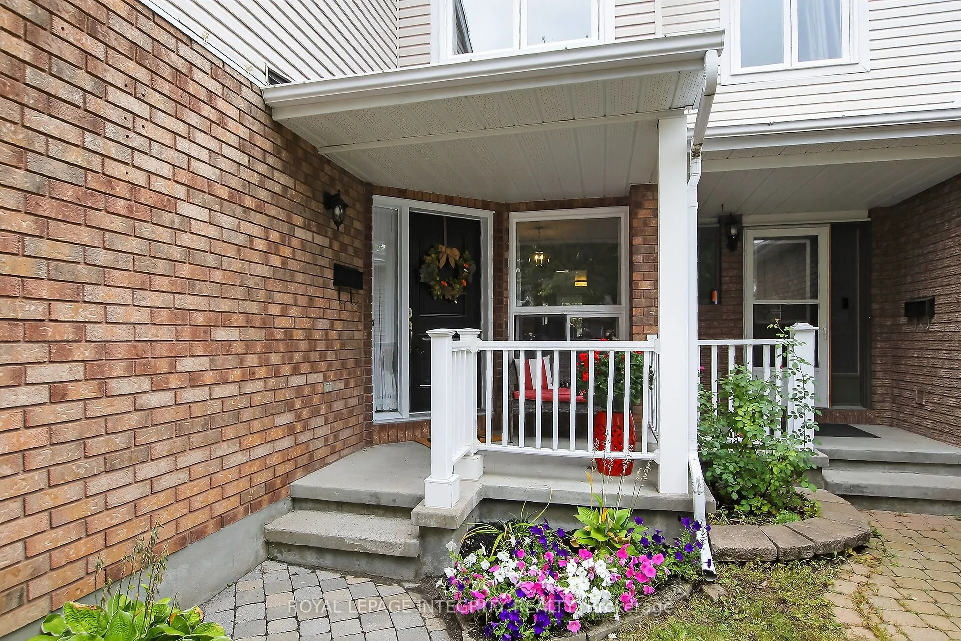 13 Roblyn Way