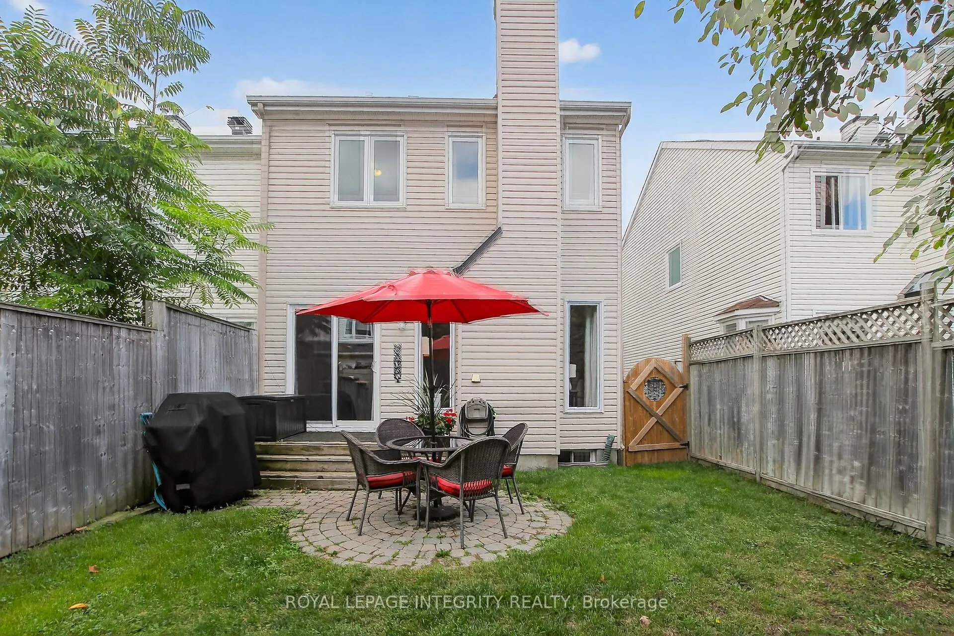 13 Roblyn Way