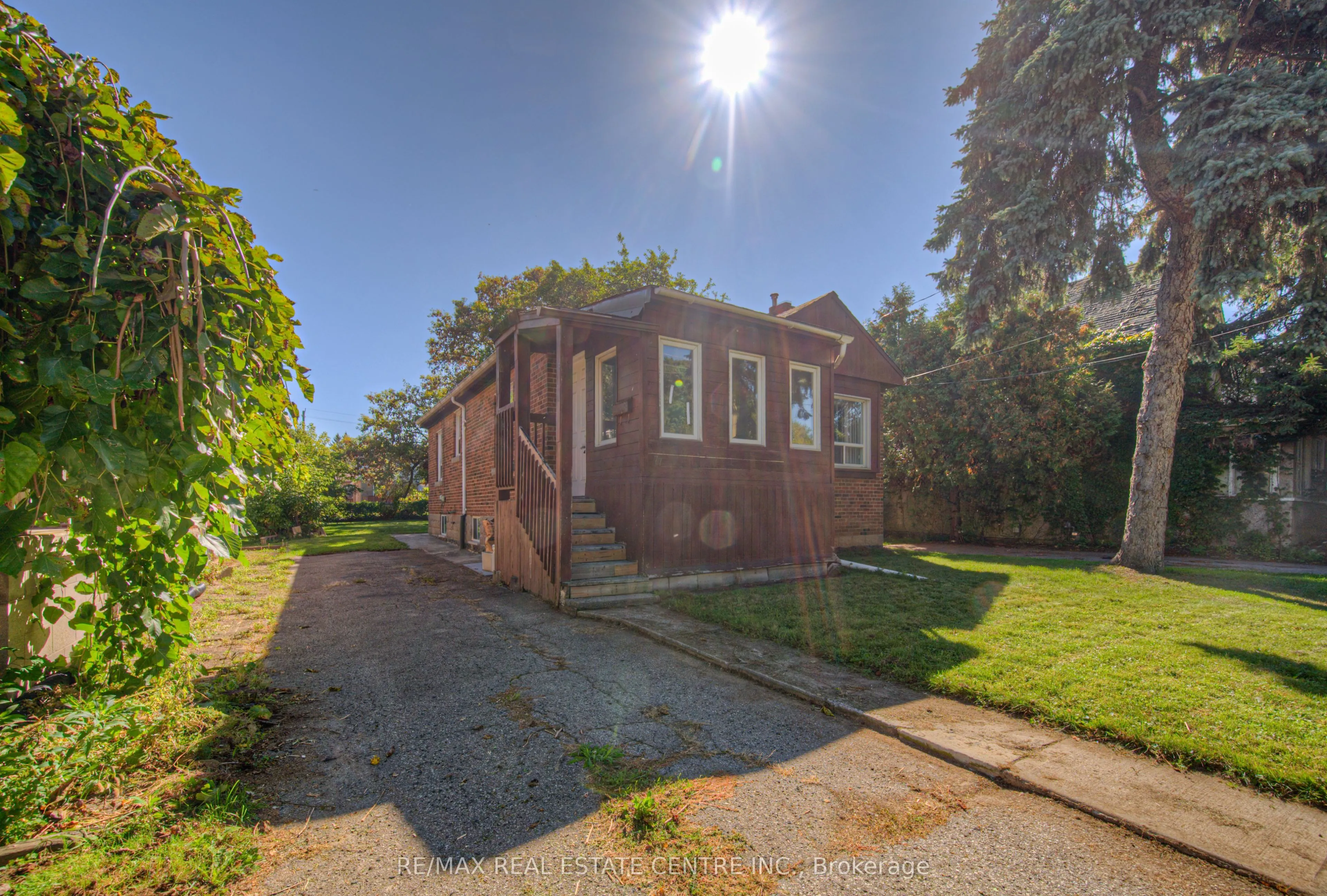 77 Emerson Street