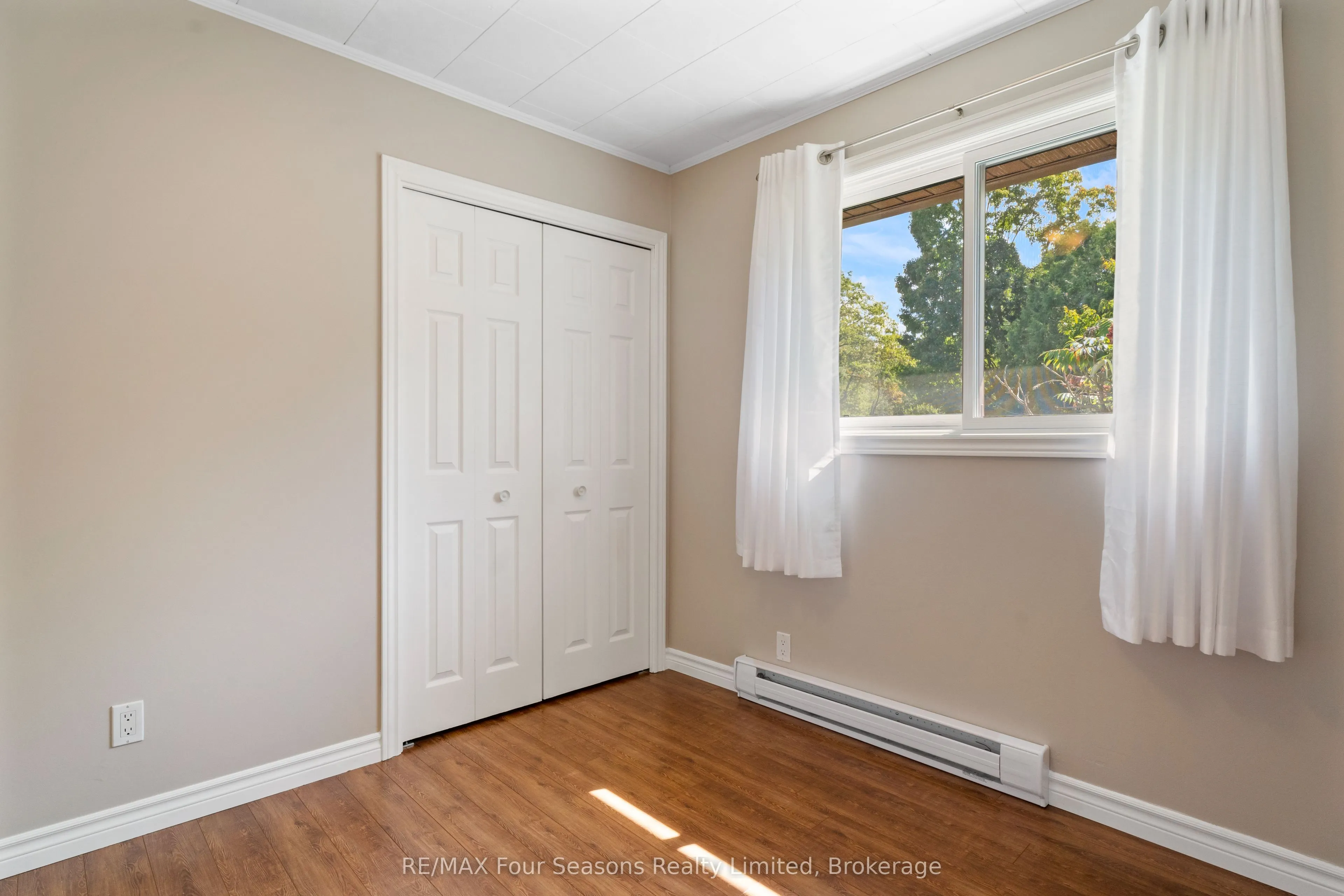 571 David Street