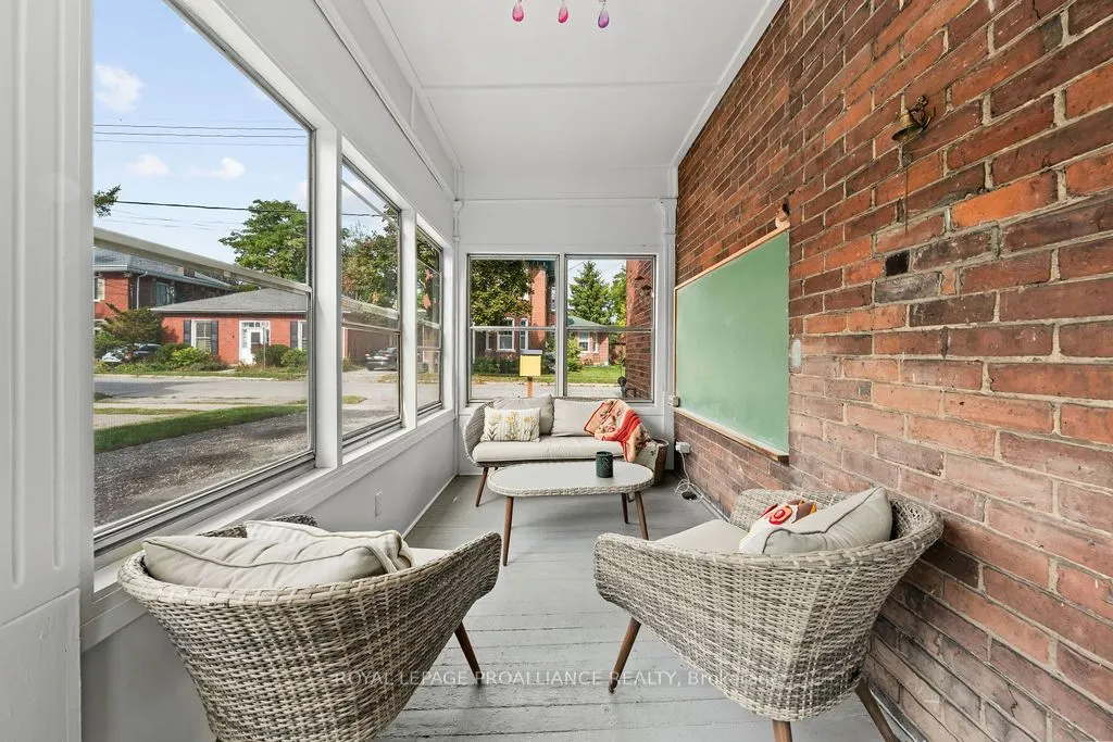 7 Forin Street