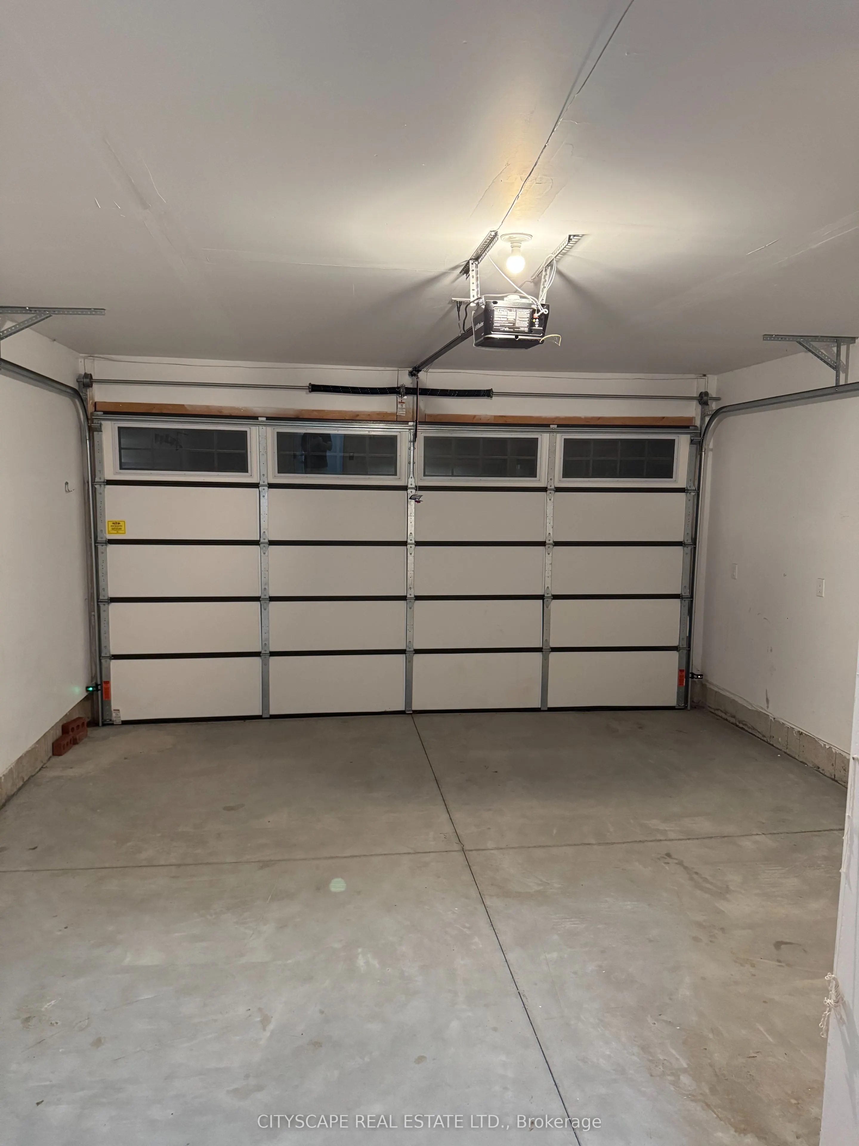 4311 Mann Street, #7
