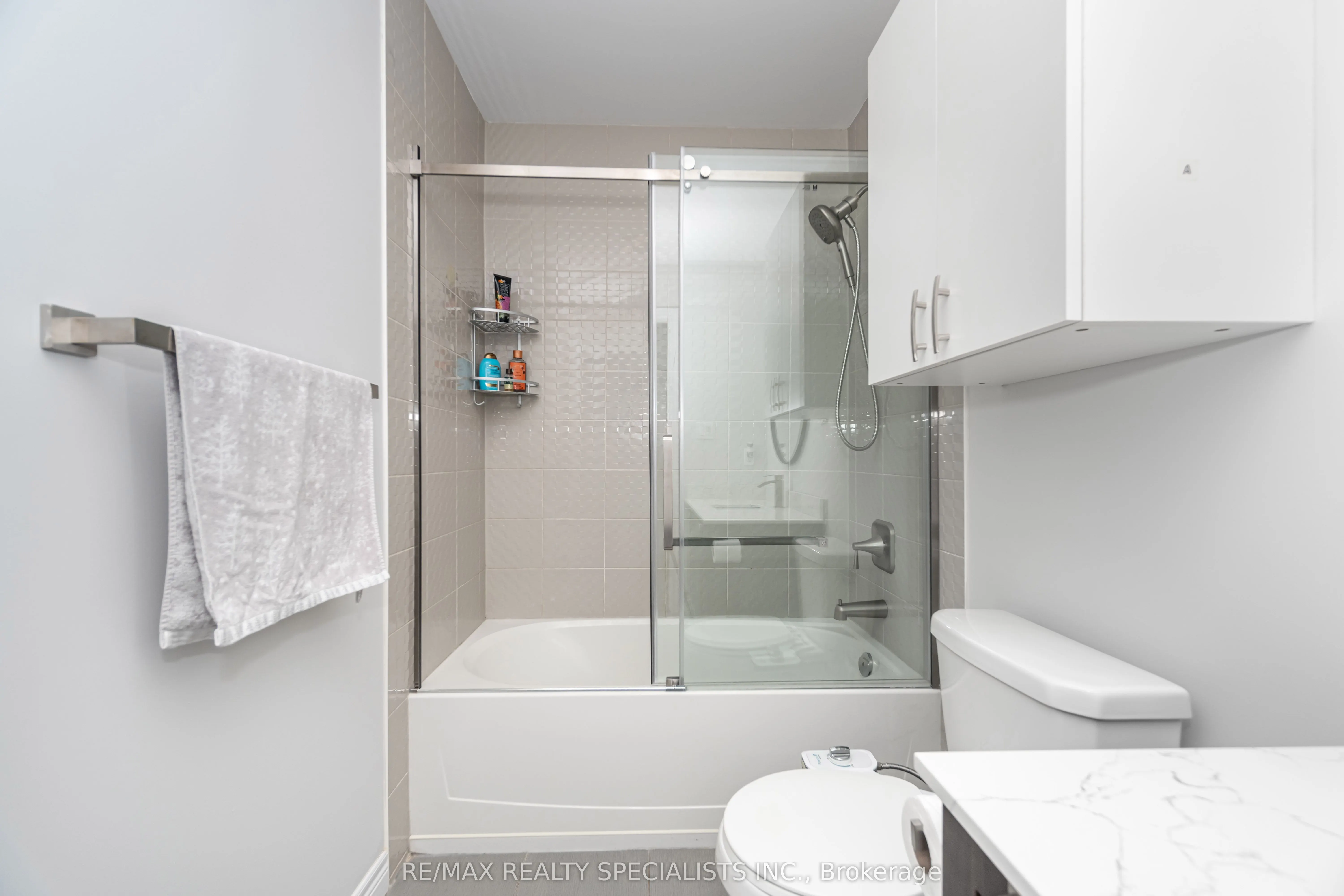 90 Raymond Road, #6