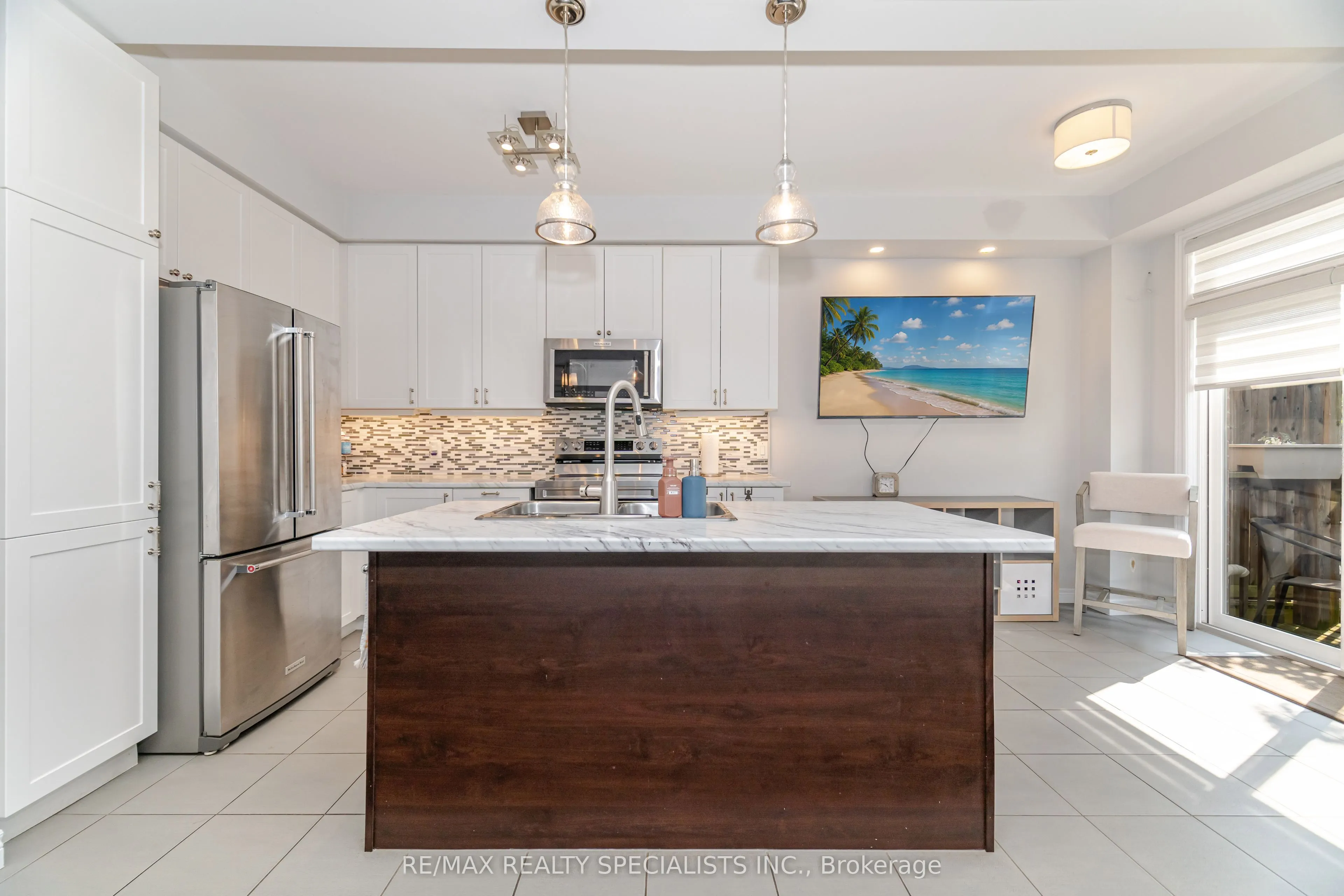 90 Raymond Road, #6
