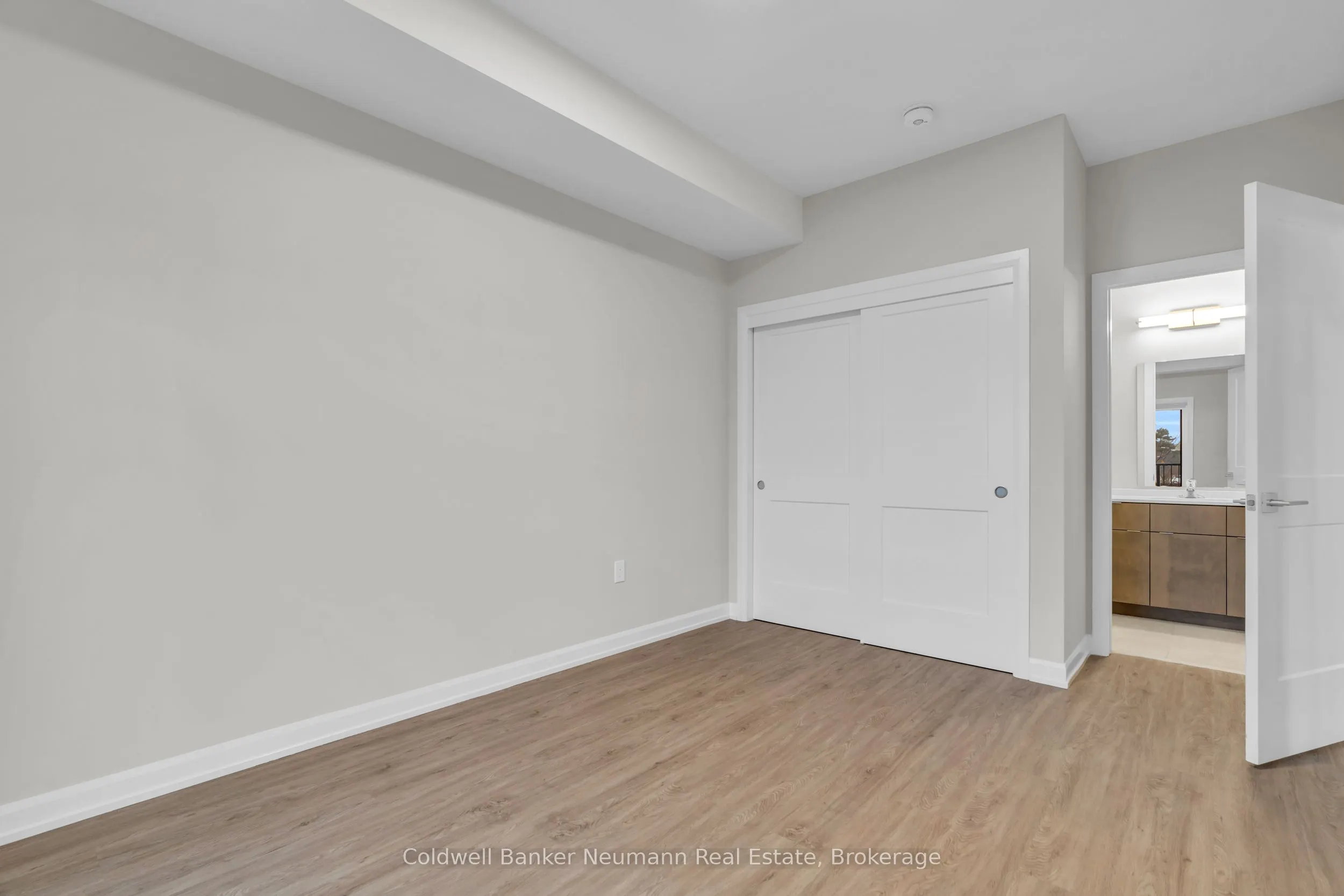 708 Woolwich Street, #102