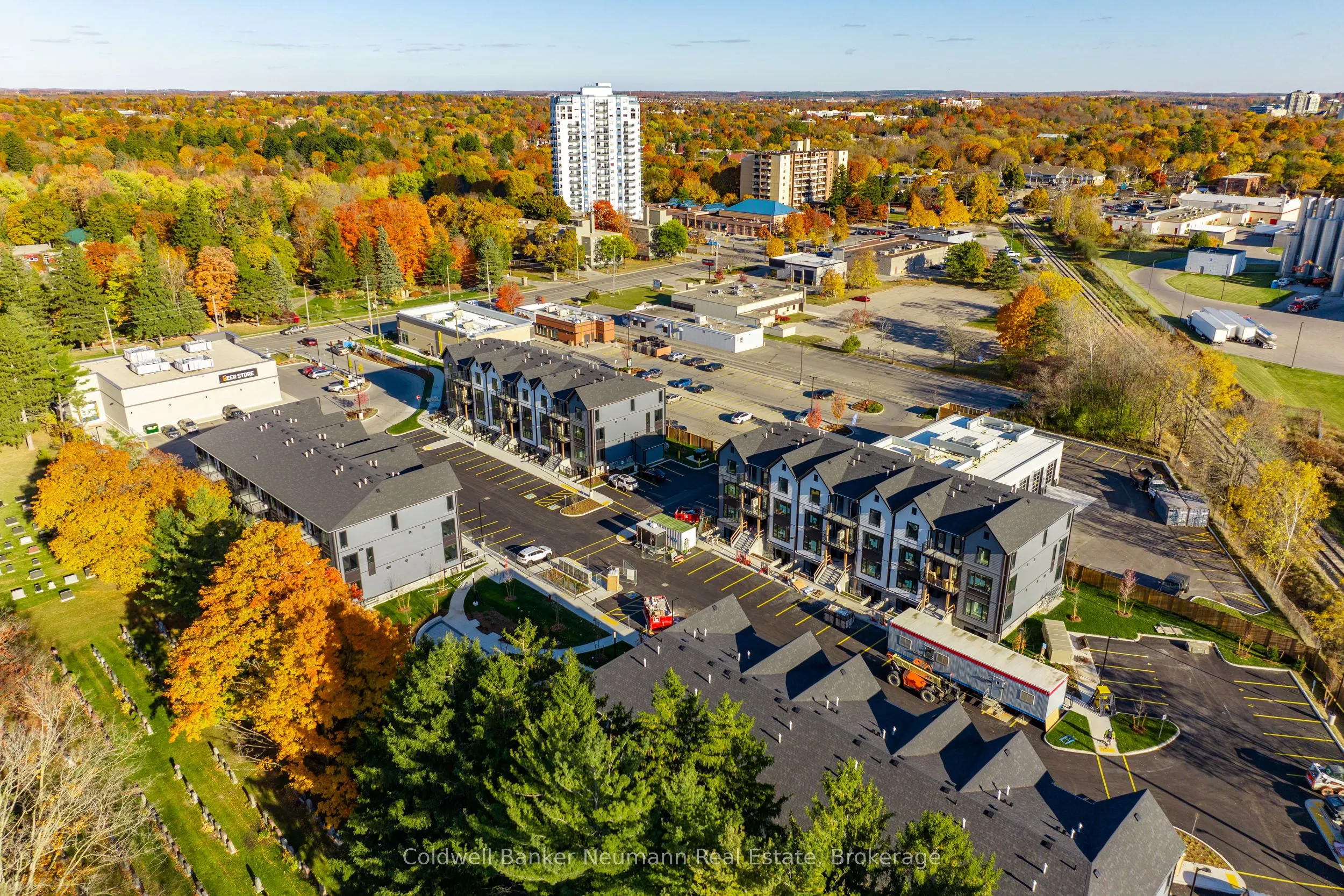 708 Woolwich Street, #102