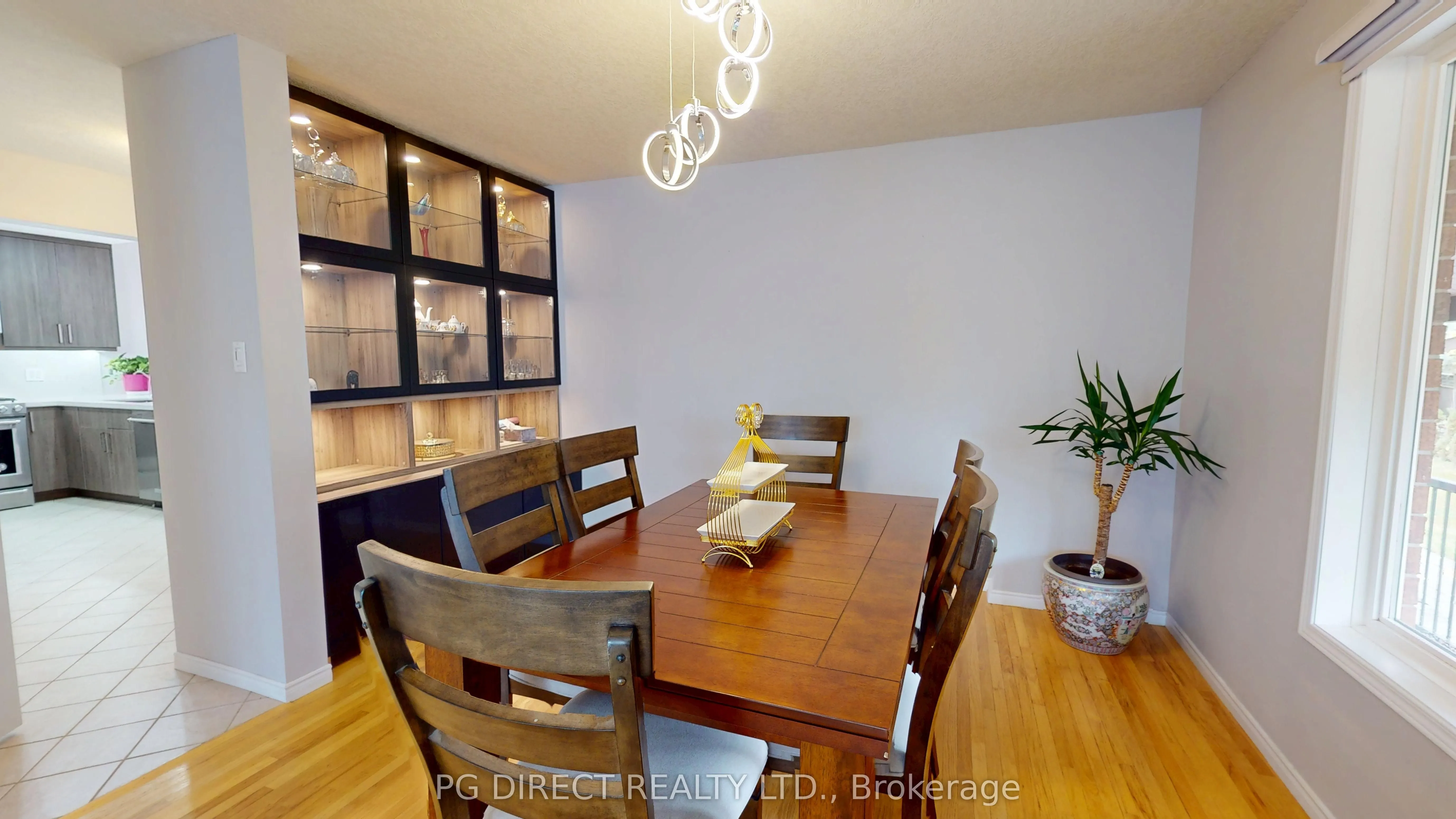 32 Elsley Court