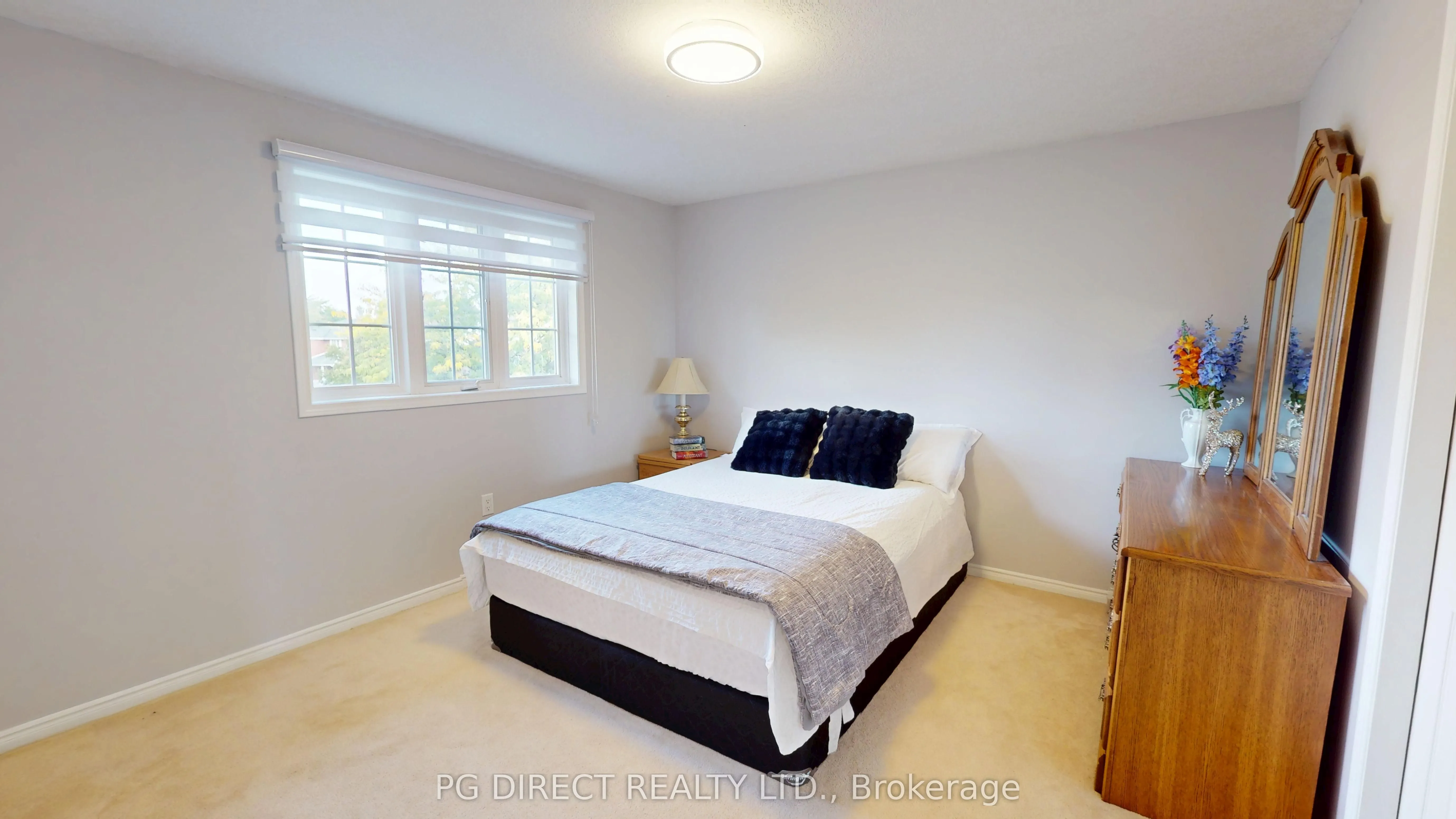 32 Elsley Court