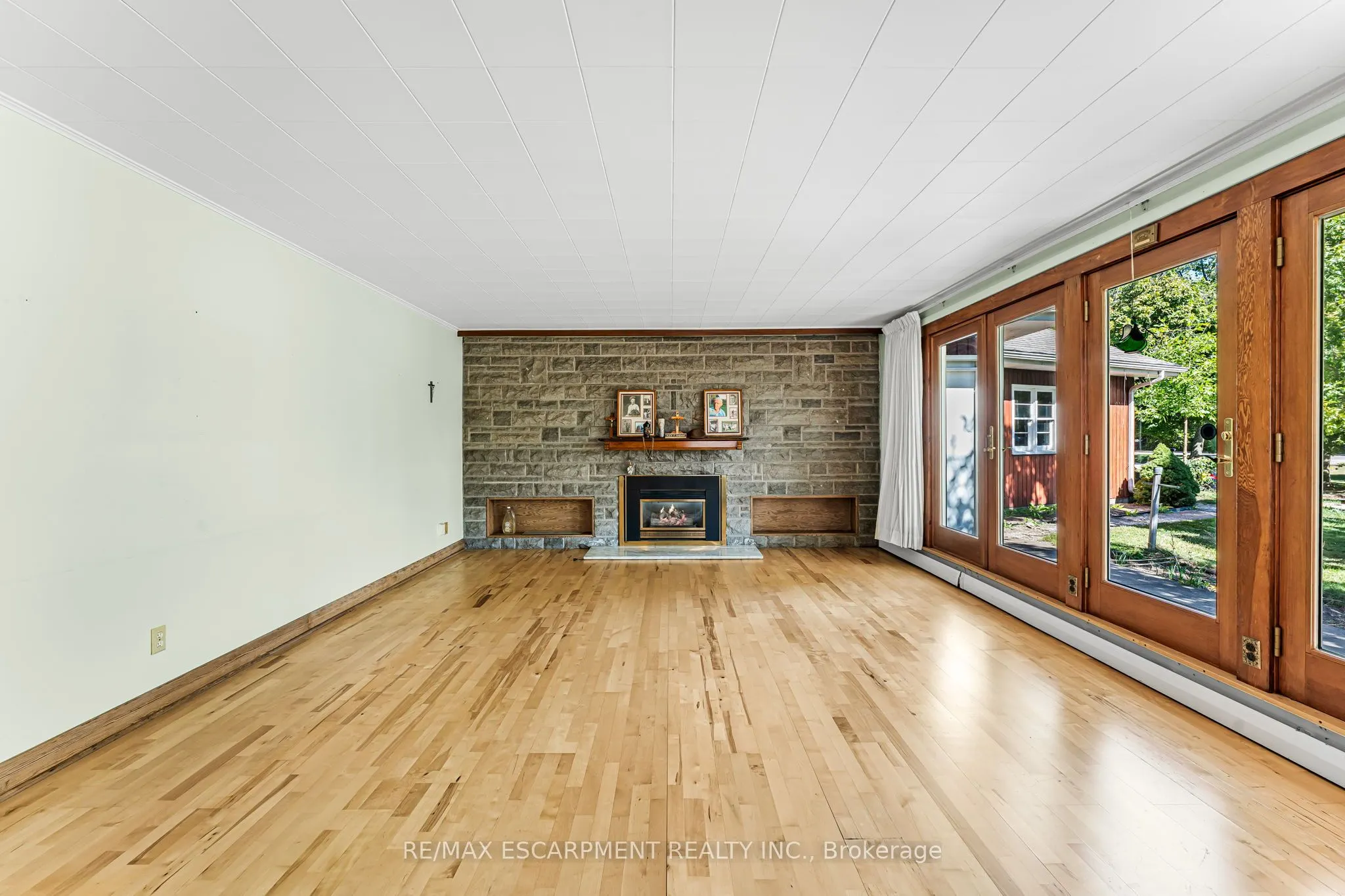 21 First Avenue
