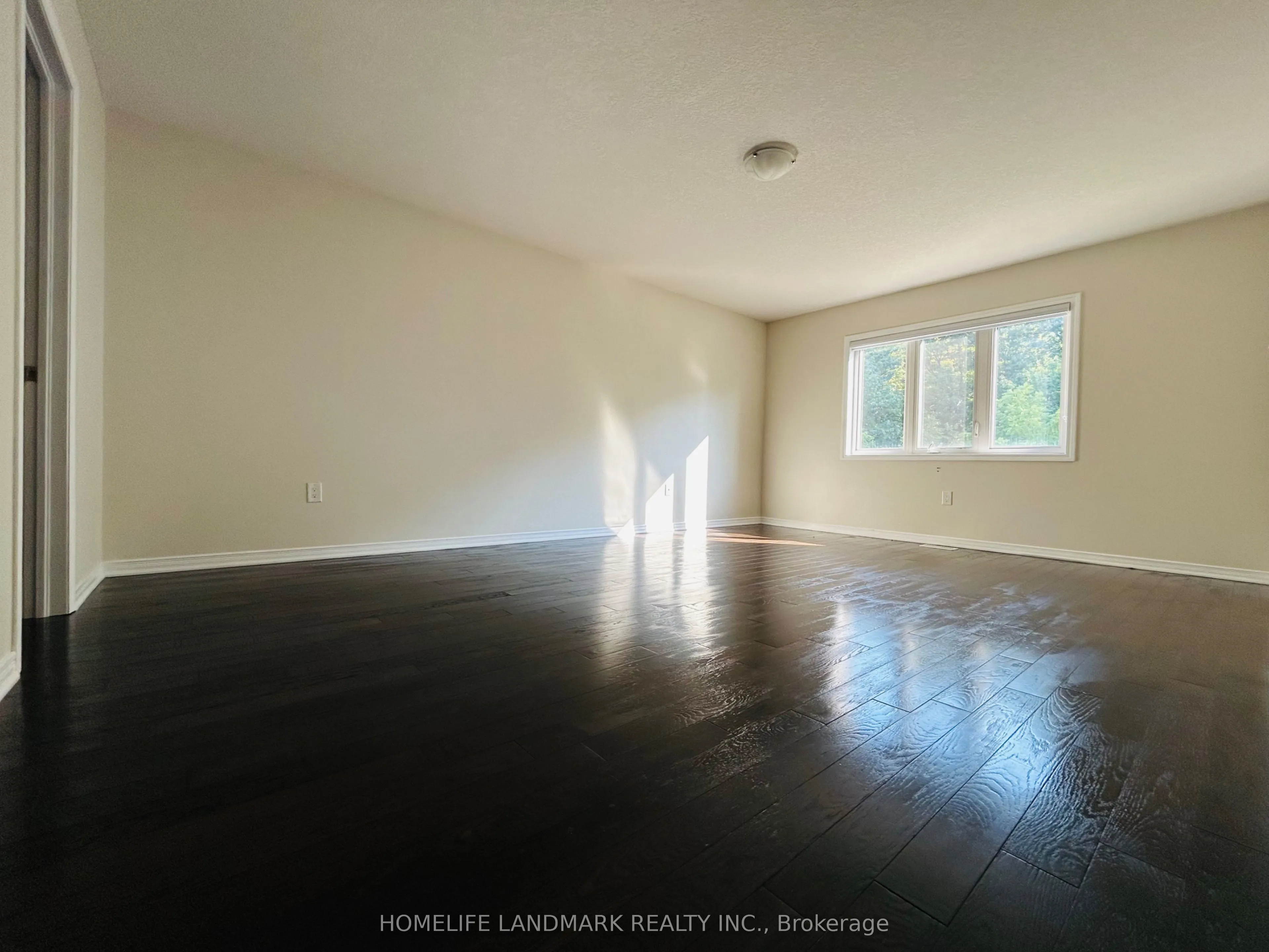 97 Cactus Crescent