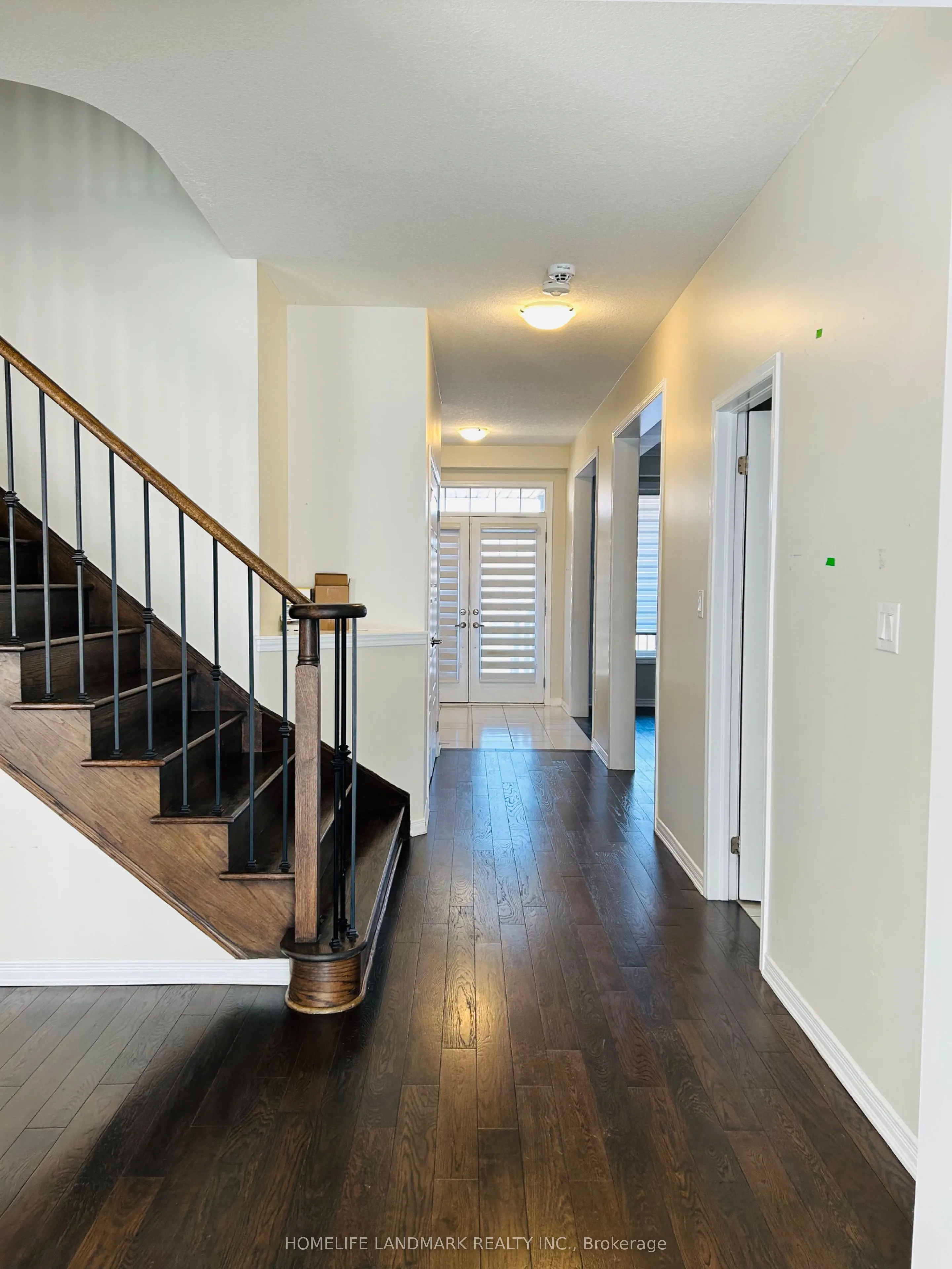 97 Cactus Crescent